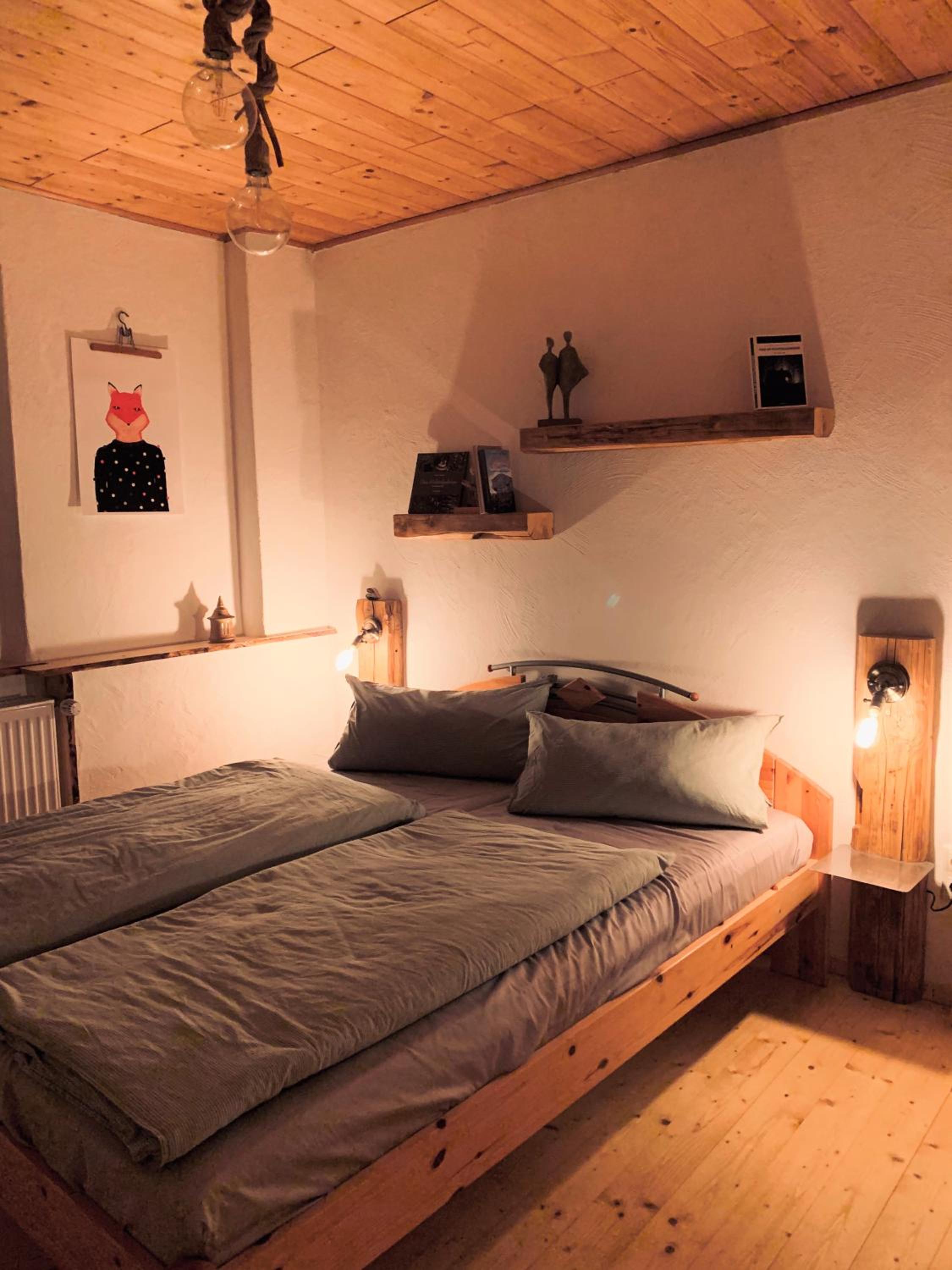 One-Bedroom Apartment photo 1