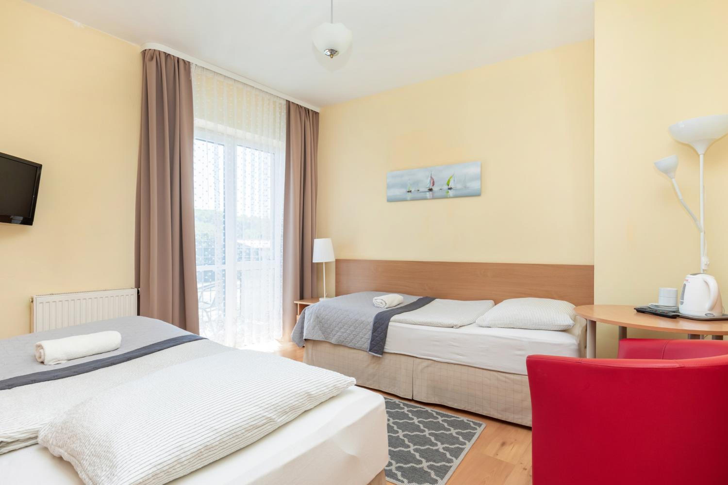 Double or Twin Room photo 2