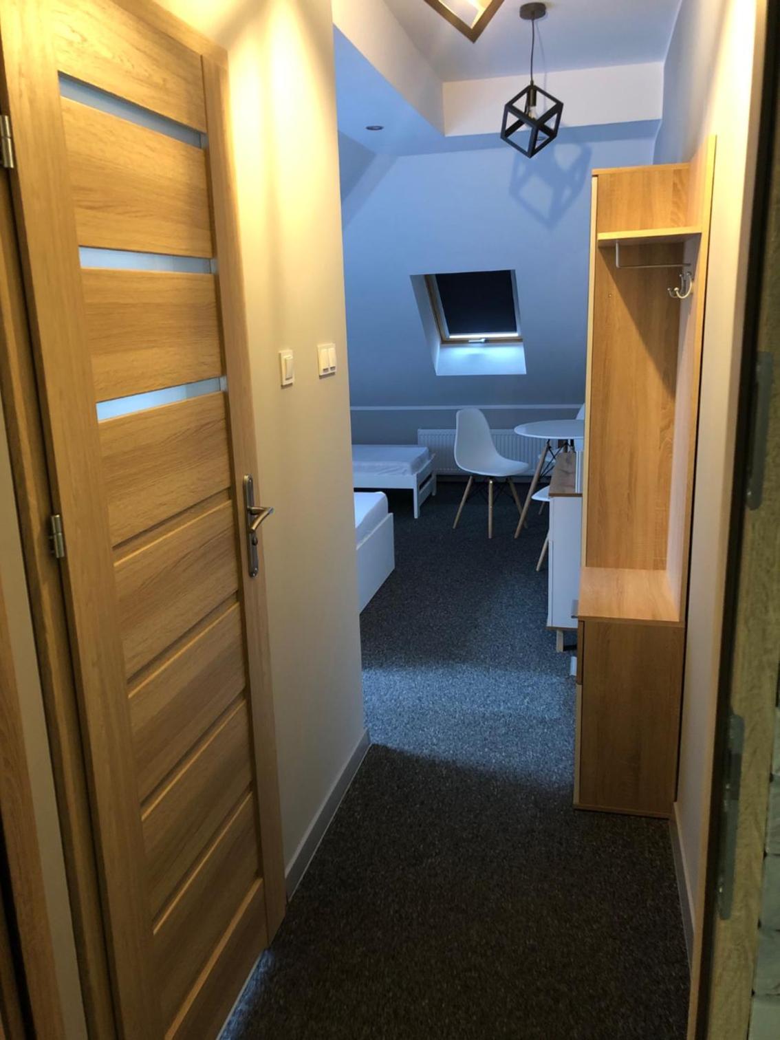 Triple Room with Private Bathroom photo 2
