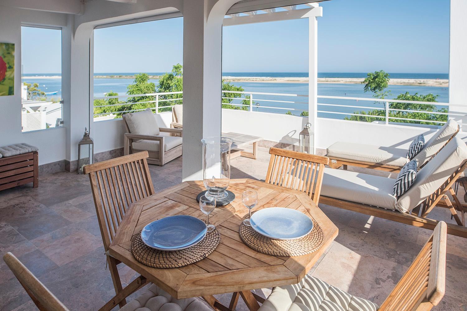 Studio Apartment with Sea View photo 3