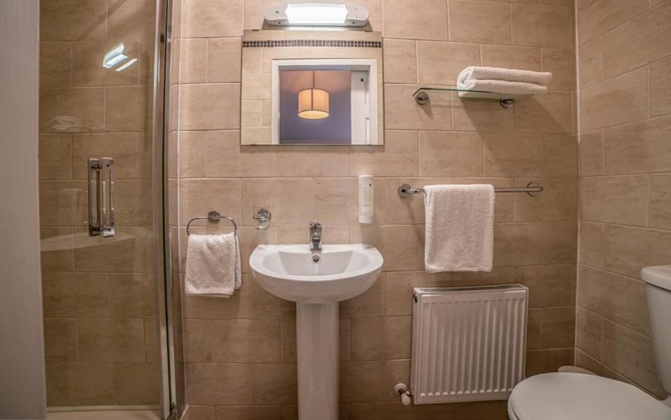 Small Double Room - Photo 2