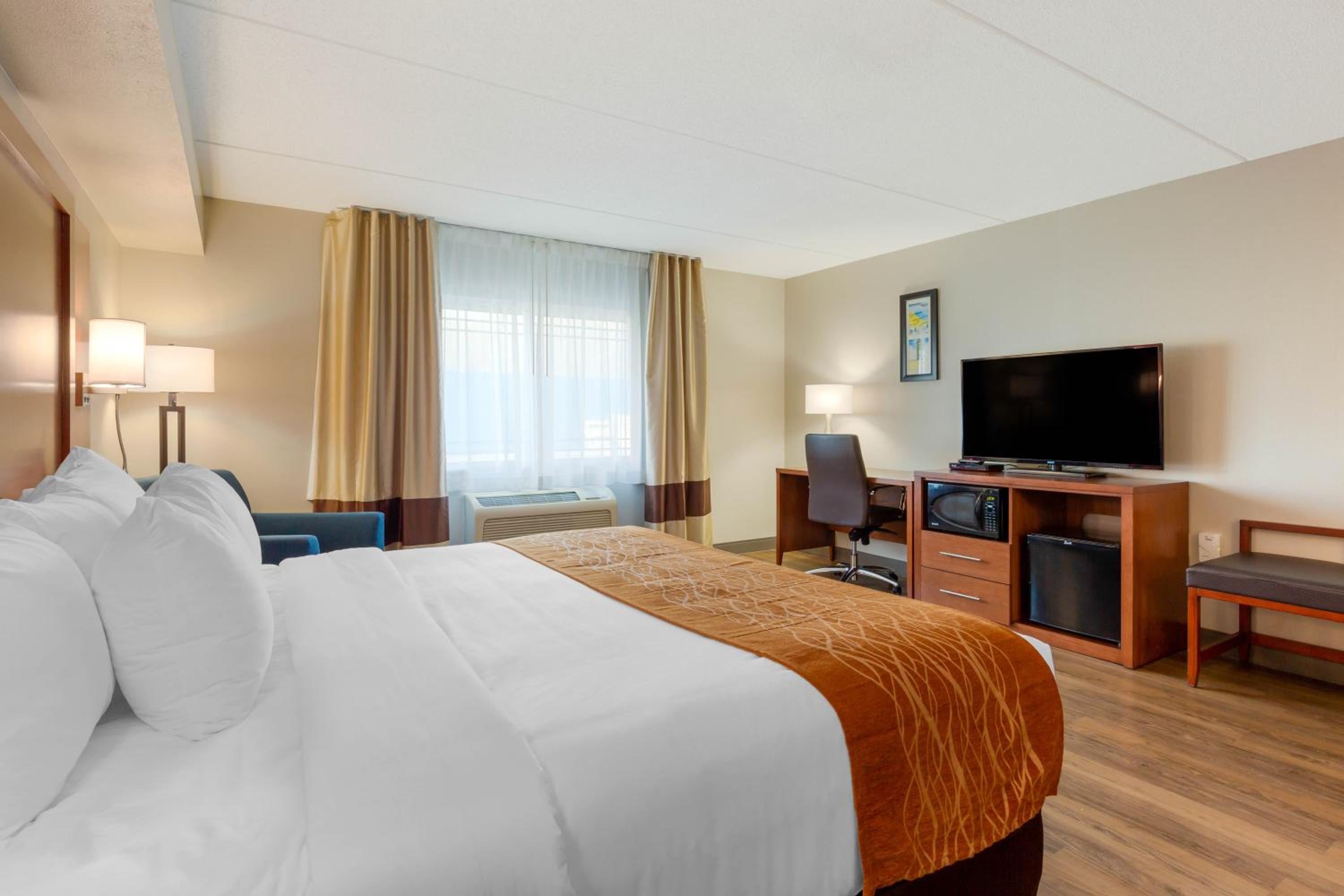 Standard King Room - Non-Smoking  photo 1