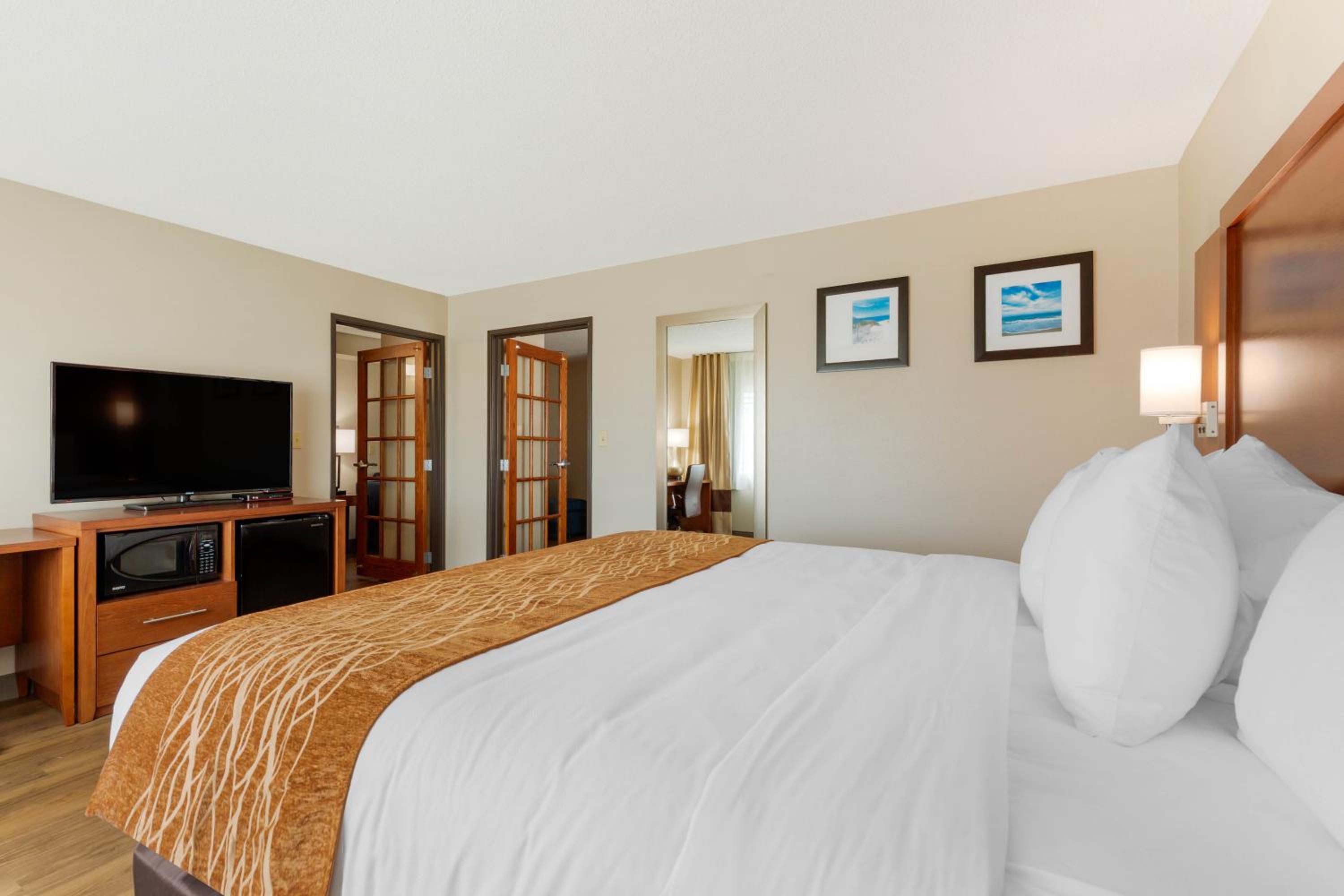 Family Suite - Non-Smoking photo 3