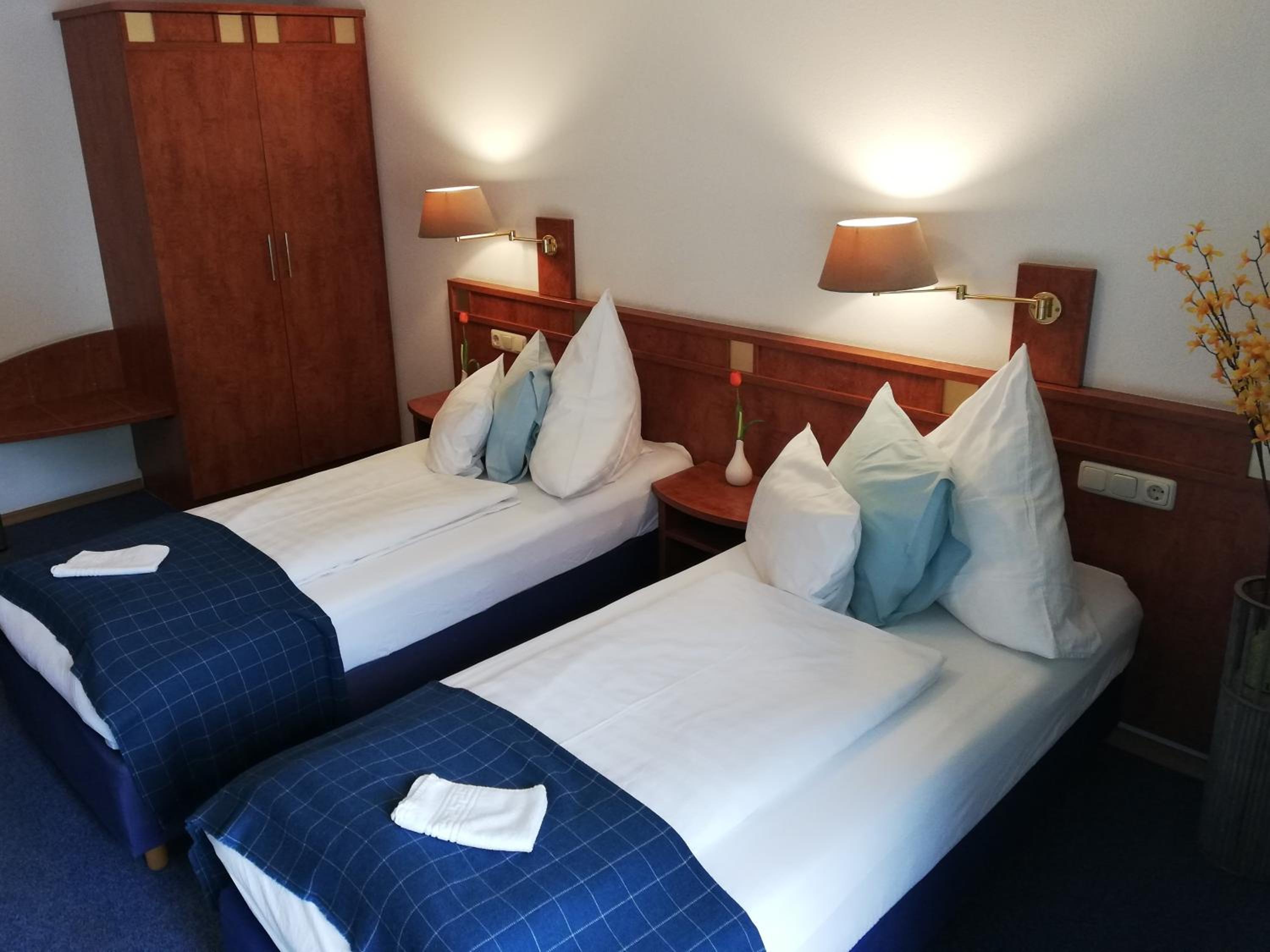 Standard Double or Twin Room with Balcony photo 3