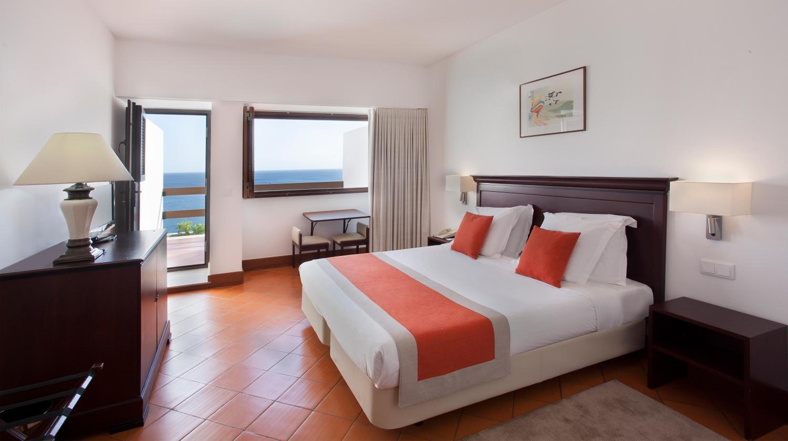 Twin Room with Sea View - Photo 4