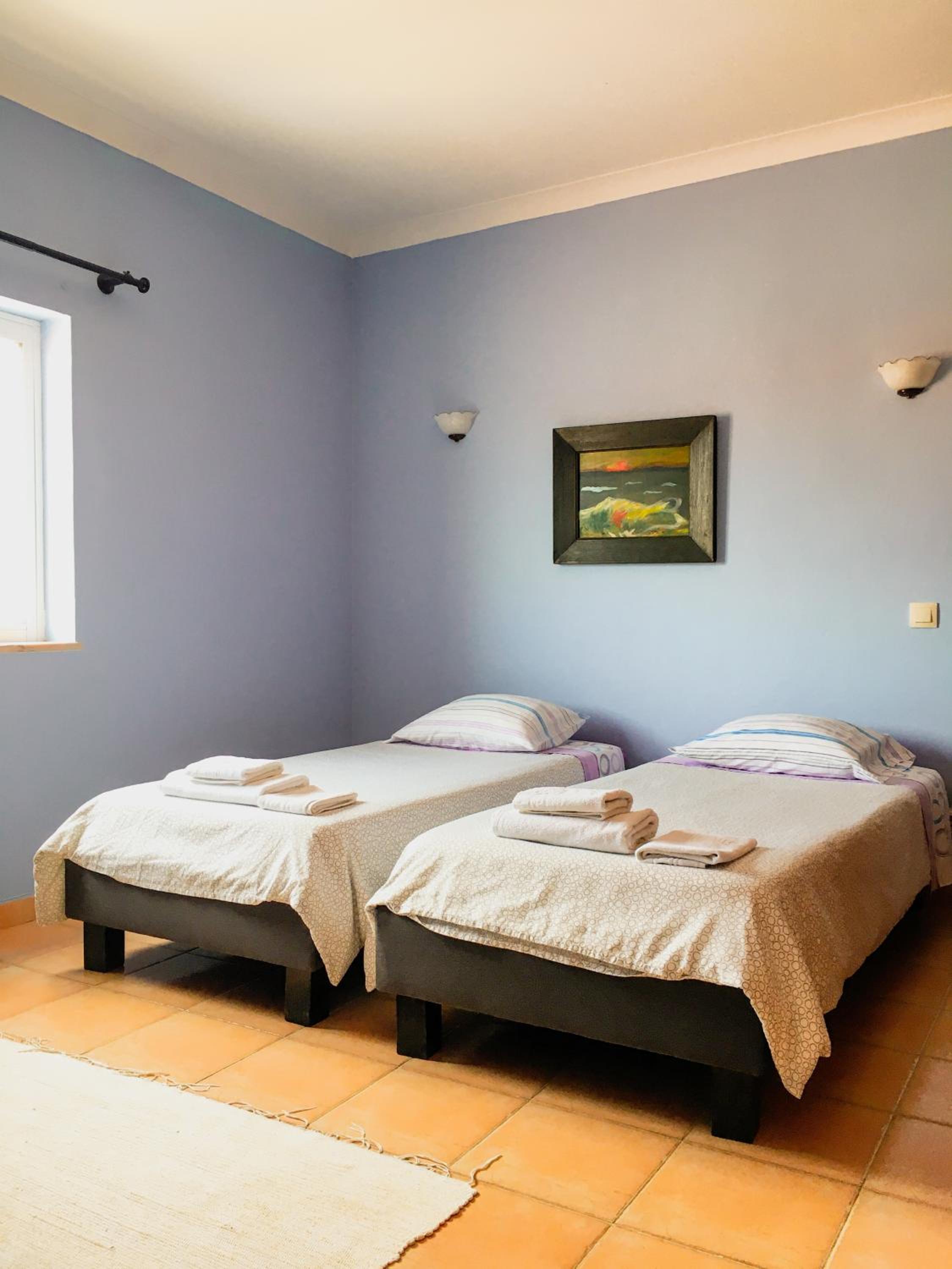 Quarto Duplo com Banheiro Compartilhado