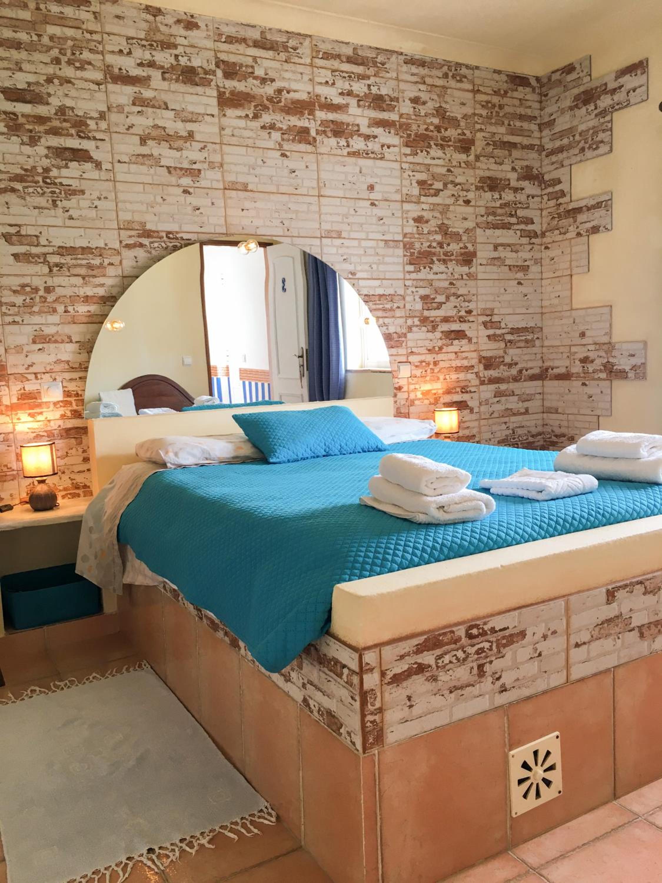Quarto Duplo com Casa de Banho Privativa