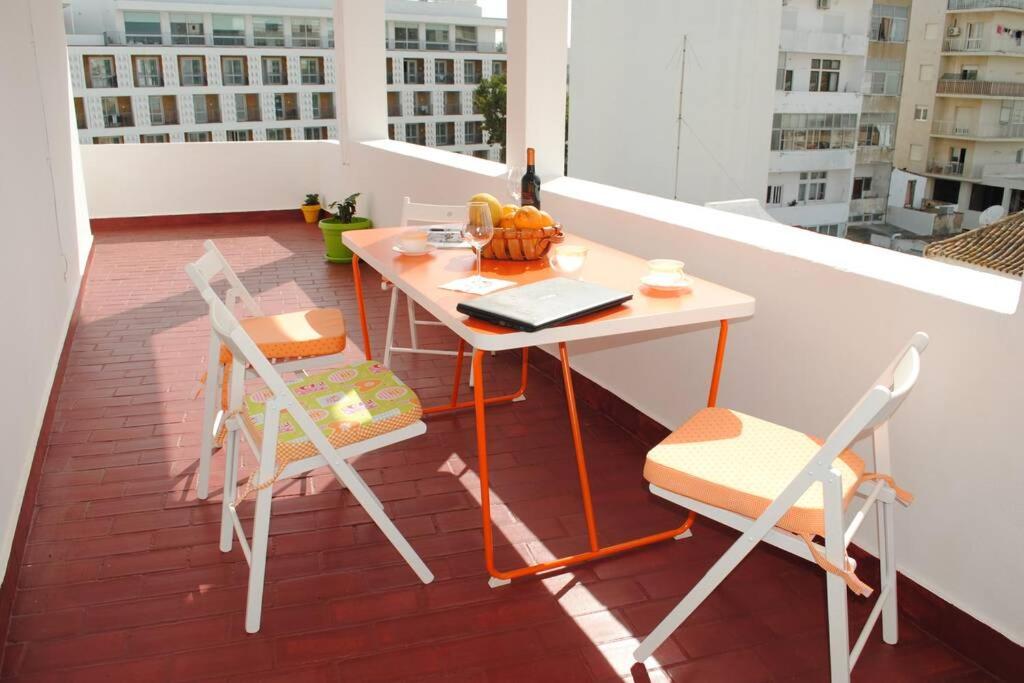 Two-Bedroom Apartment - Photo 20