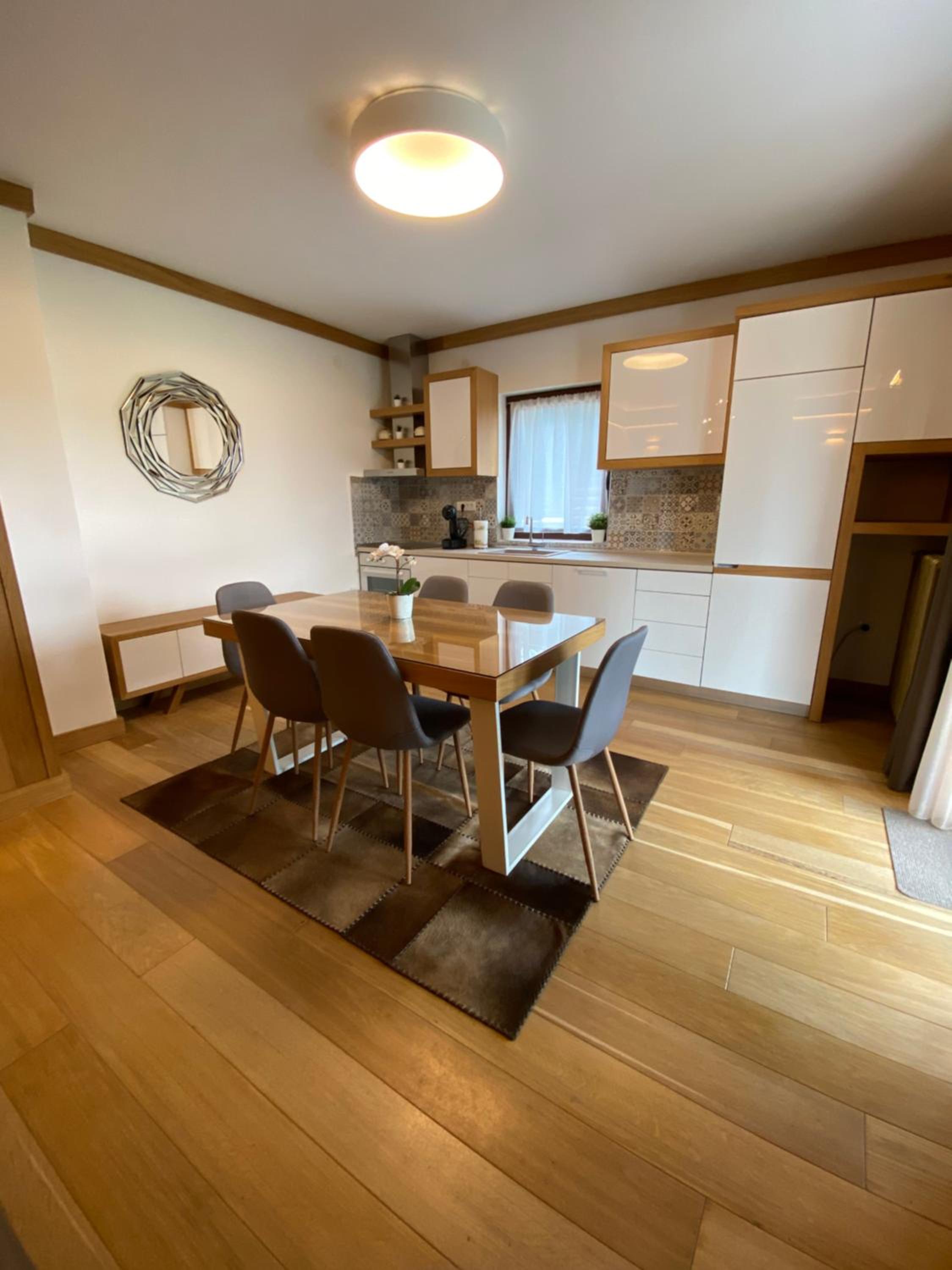 Three-Bedroom Apartment - Photo 5