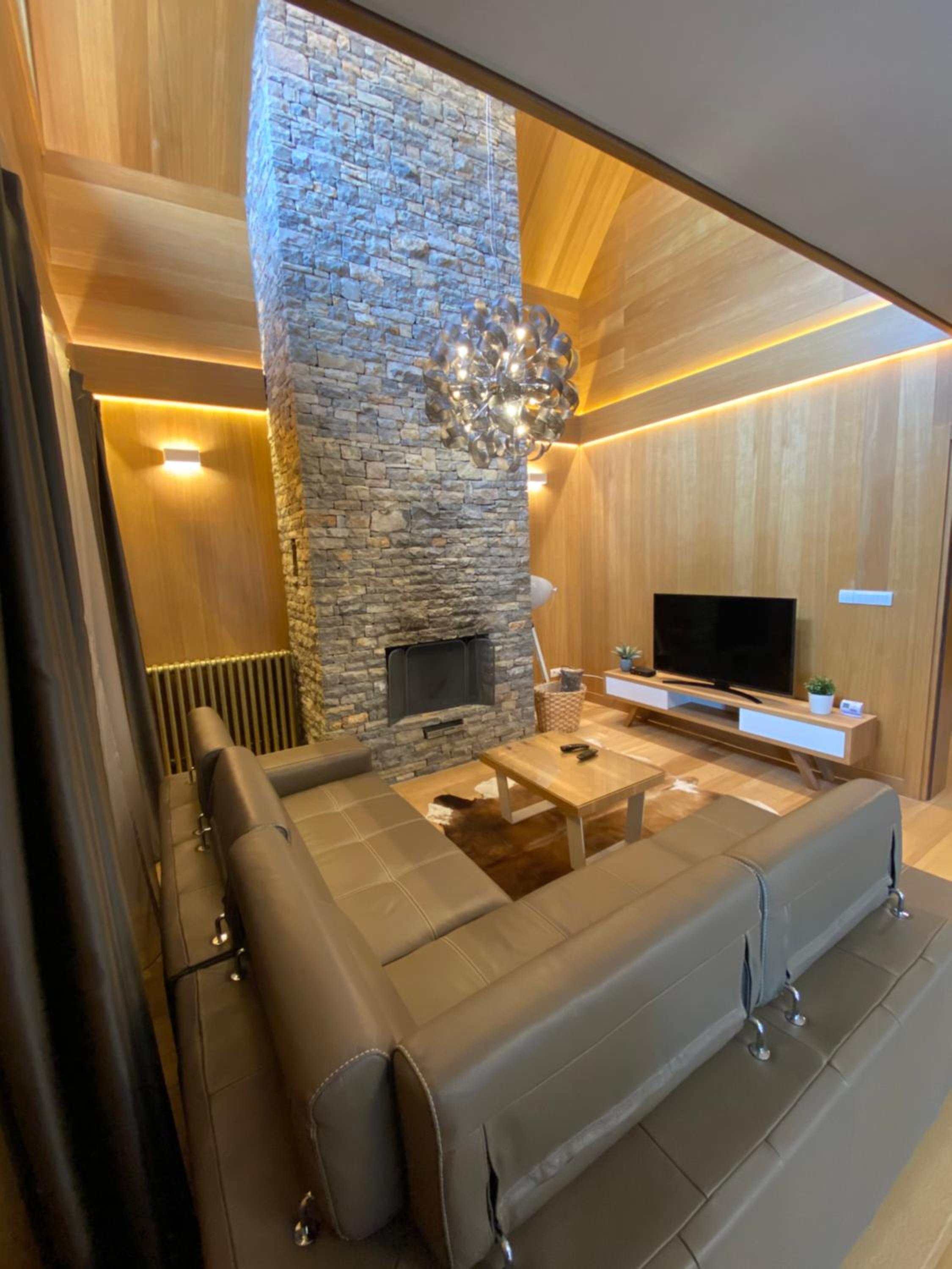 Three-Bedroom Apartment - Photo 2