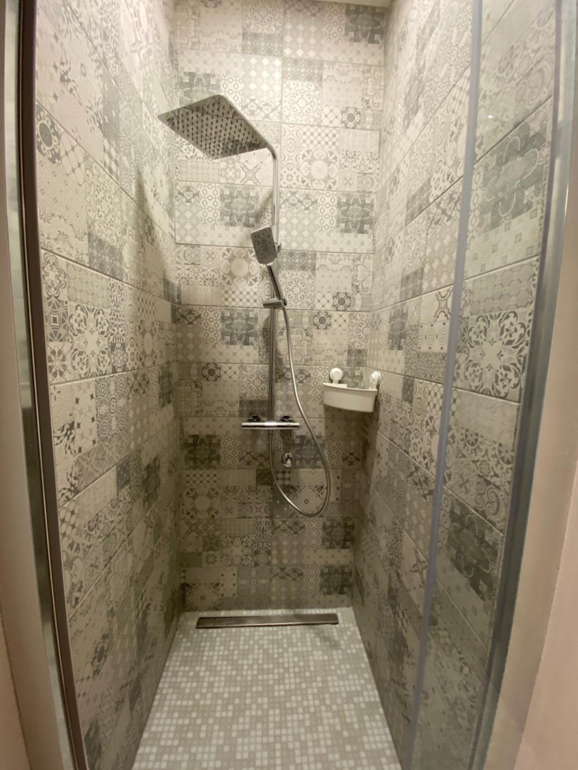 Three-Bedroom Apartment - Photo 20