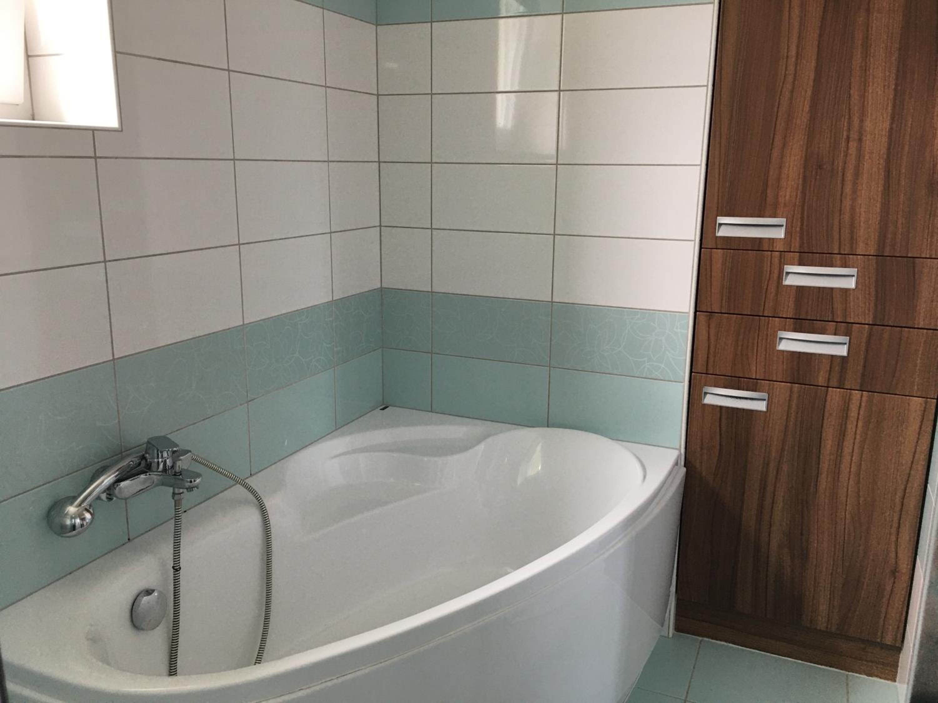 Two-Bedroom Apartment - Photo 7