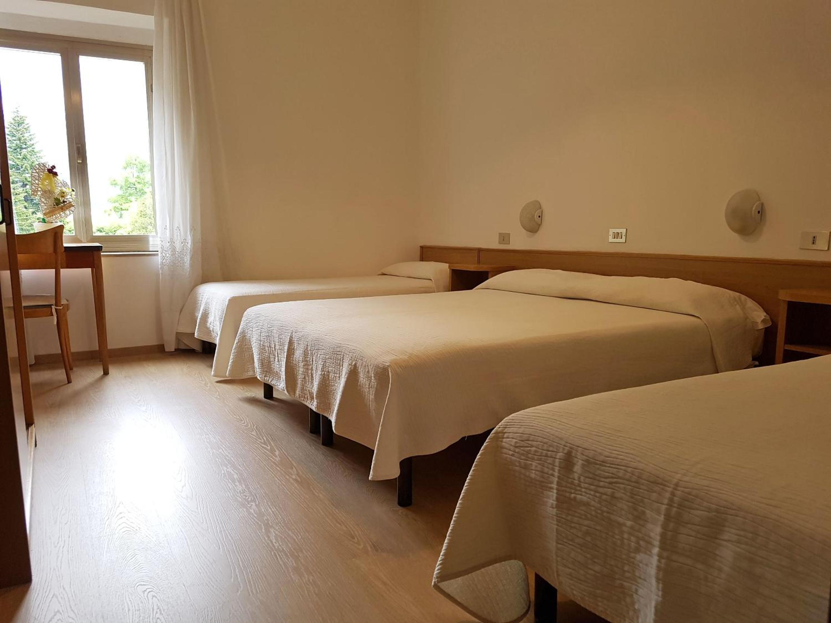 Classic Quadruple Room photo 1