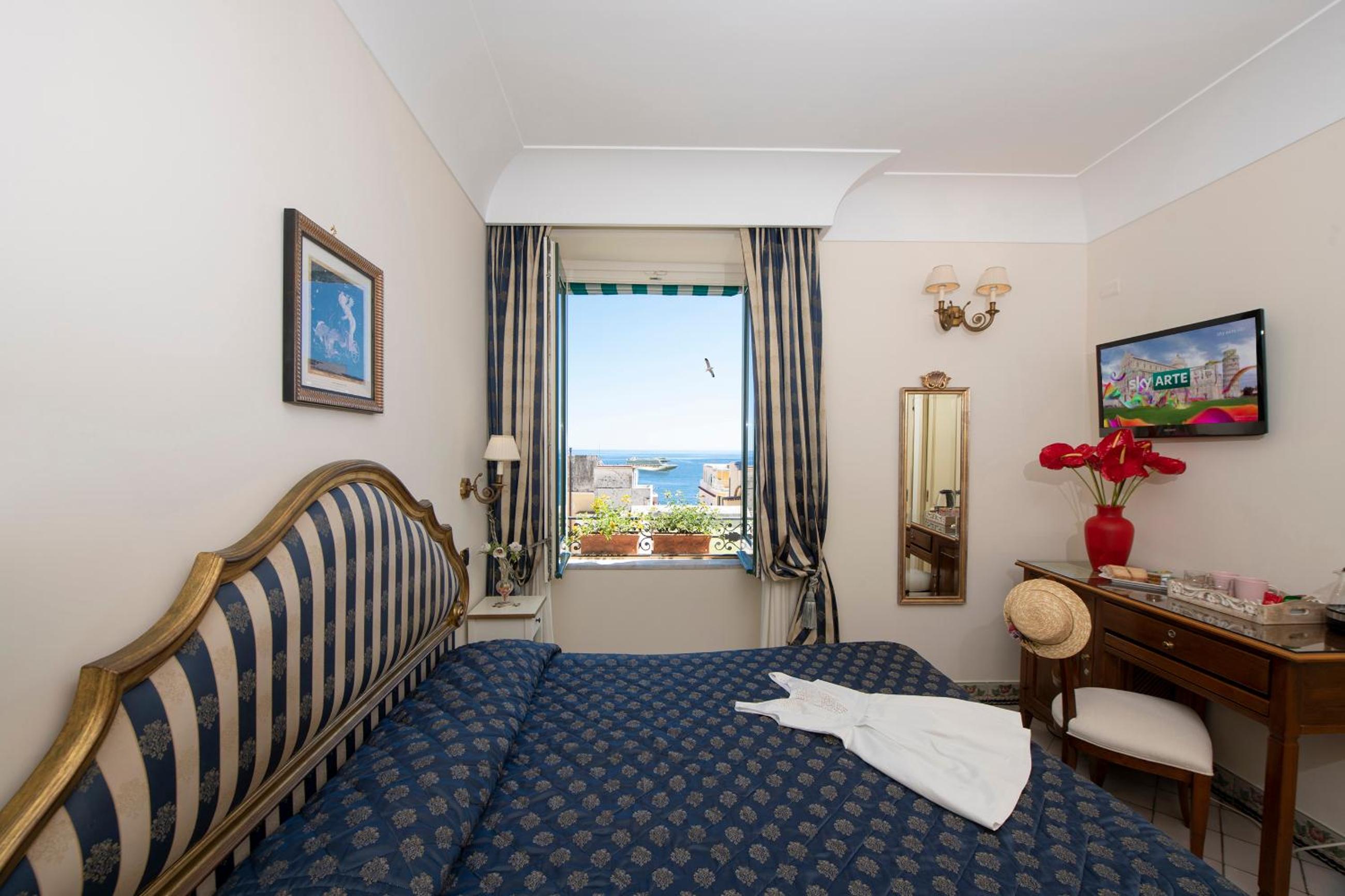 Superior Double Room with Sea View