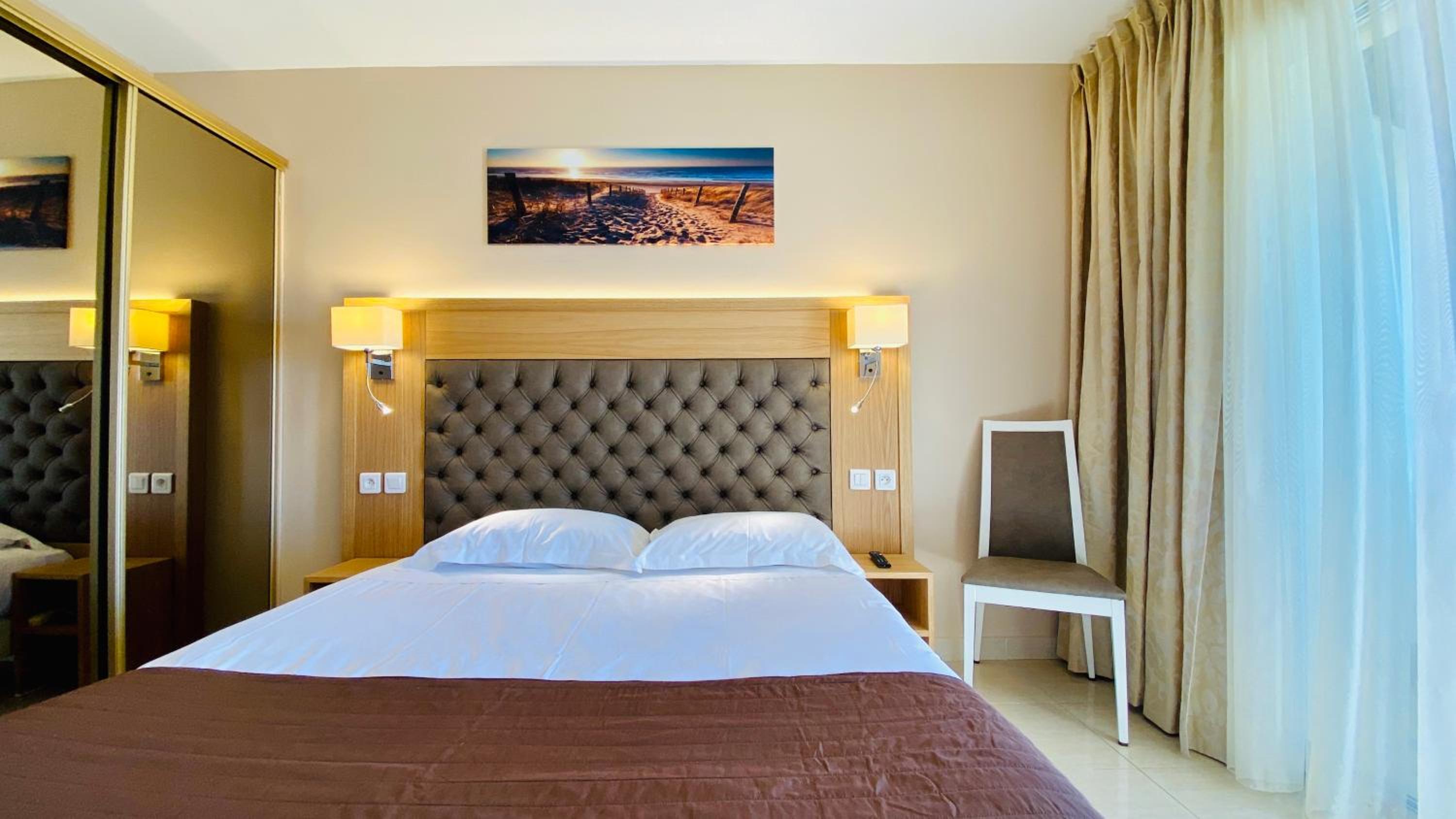 Standard Double Room with Sea View photo 2