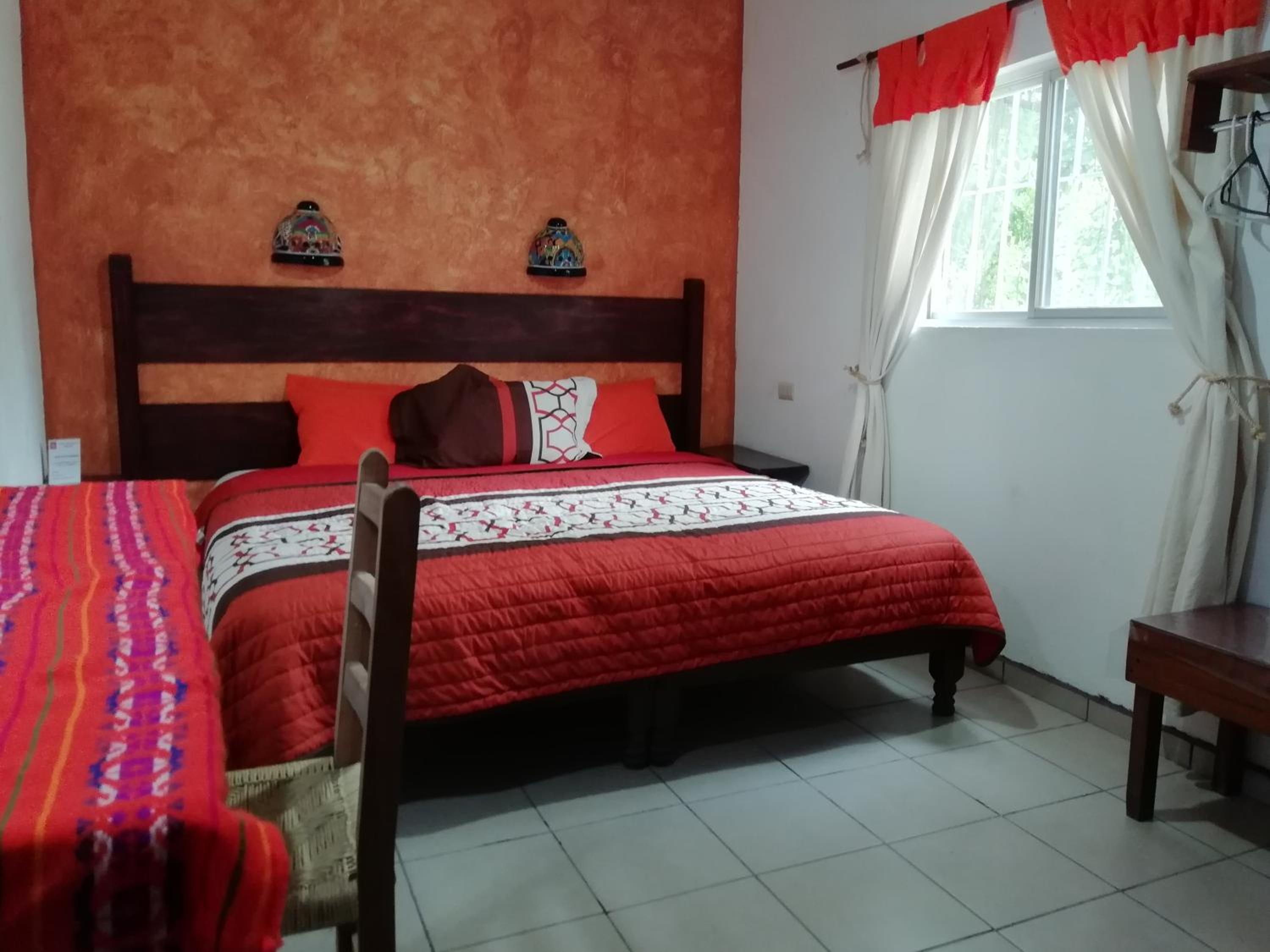 Standard King Room photo 2