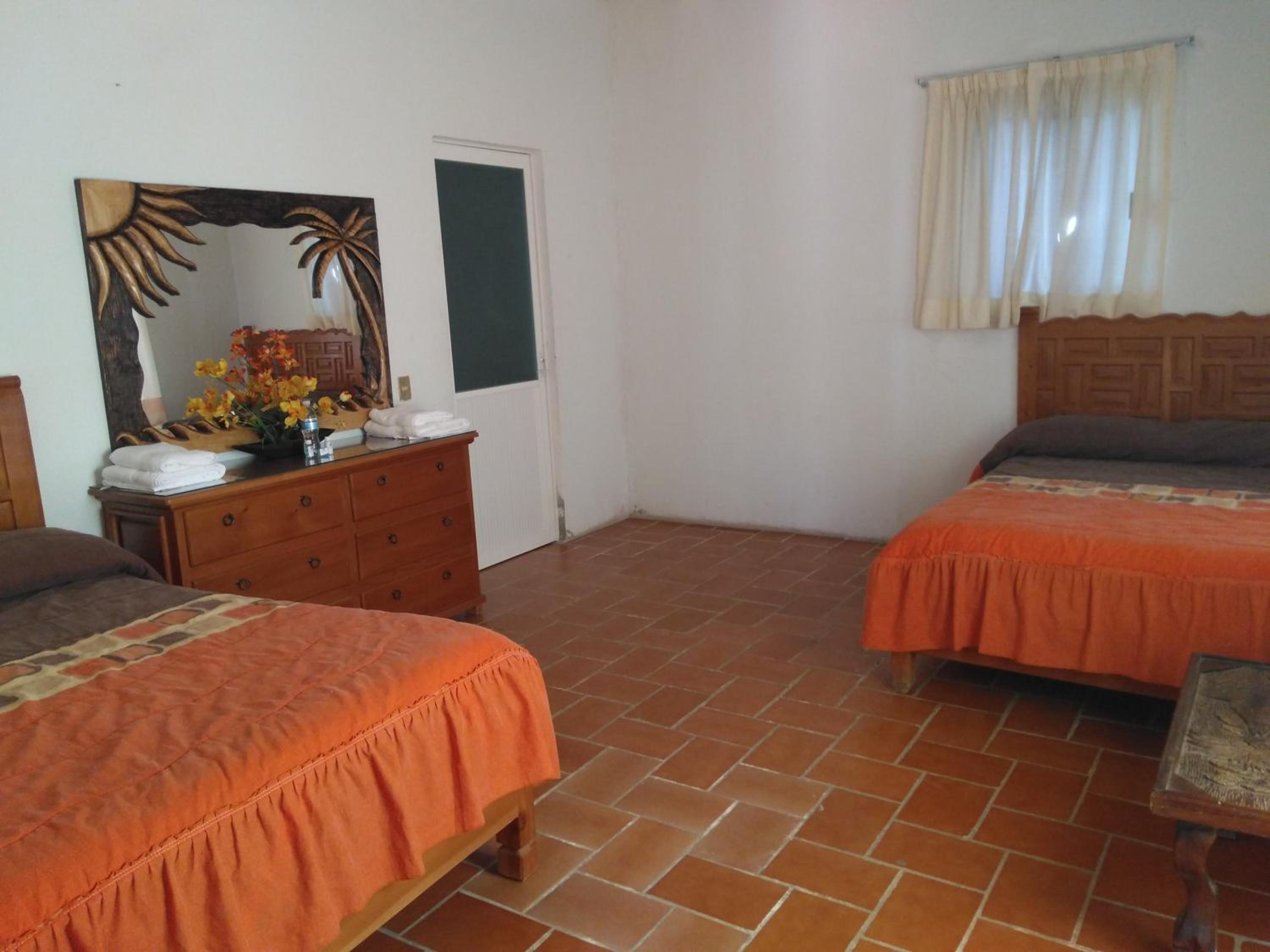 Standard Double Suite