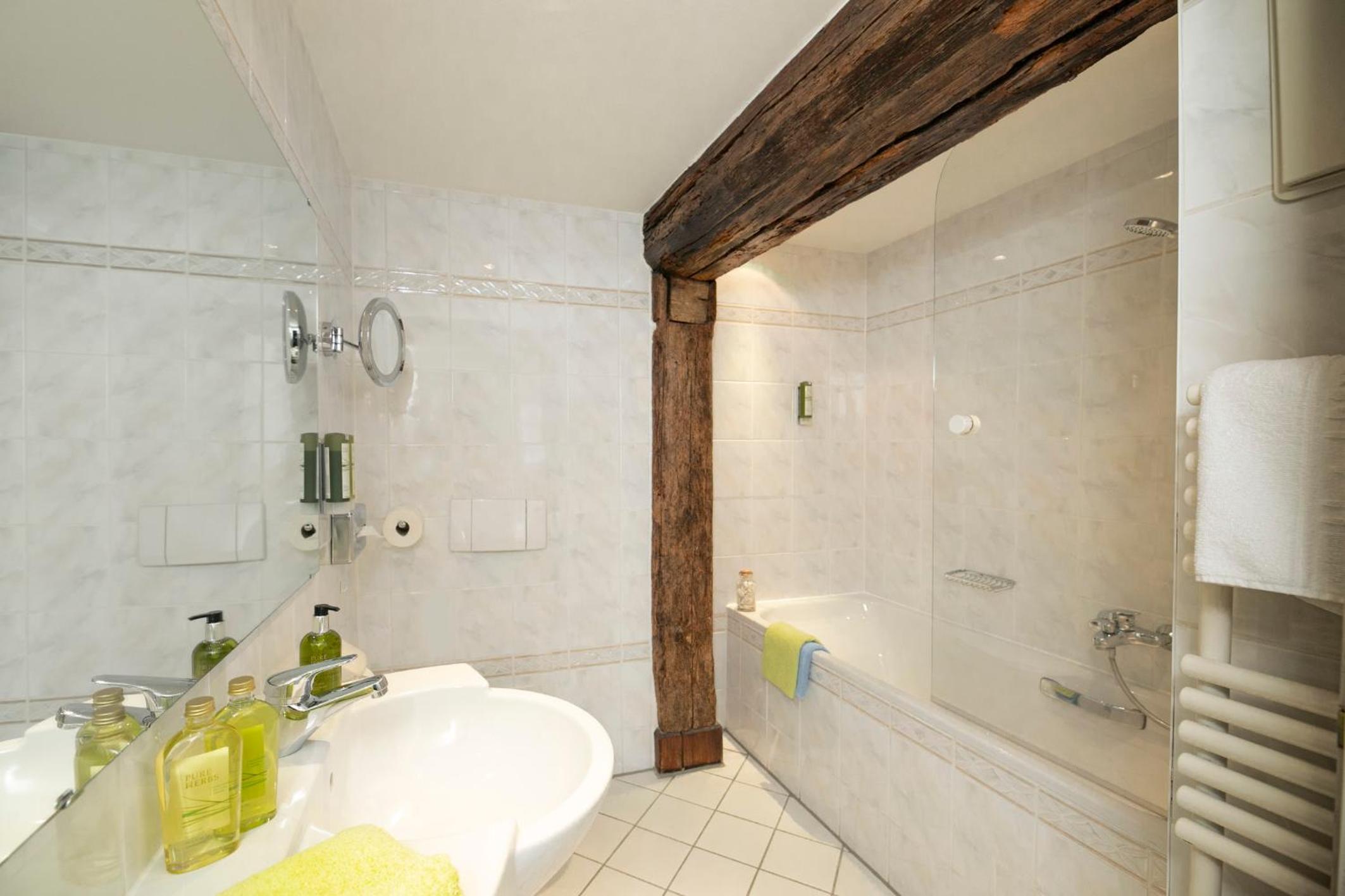 Comfort Plus Double Room - Photo 9