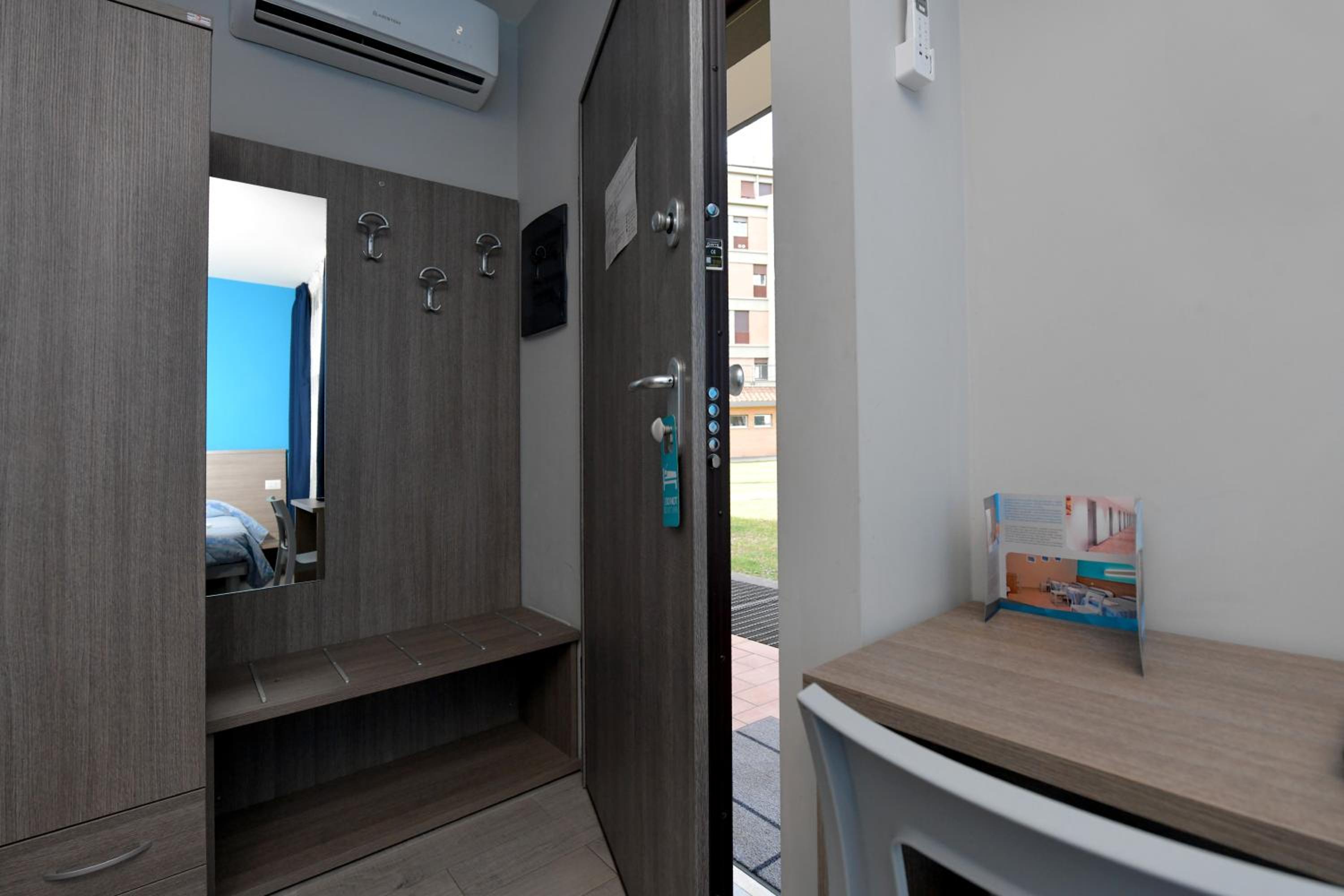 Deluxe Double or Twin Room with Garden View