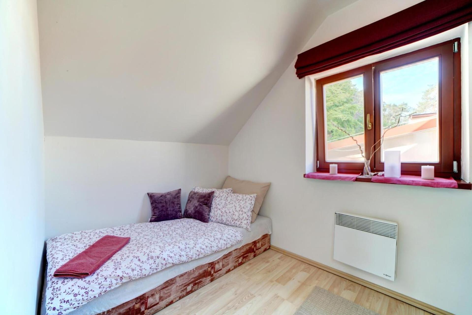 Standard Suite - Photo 13