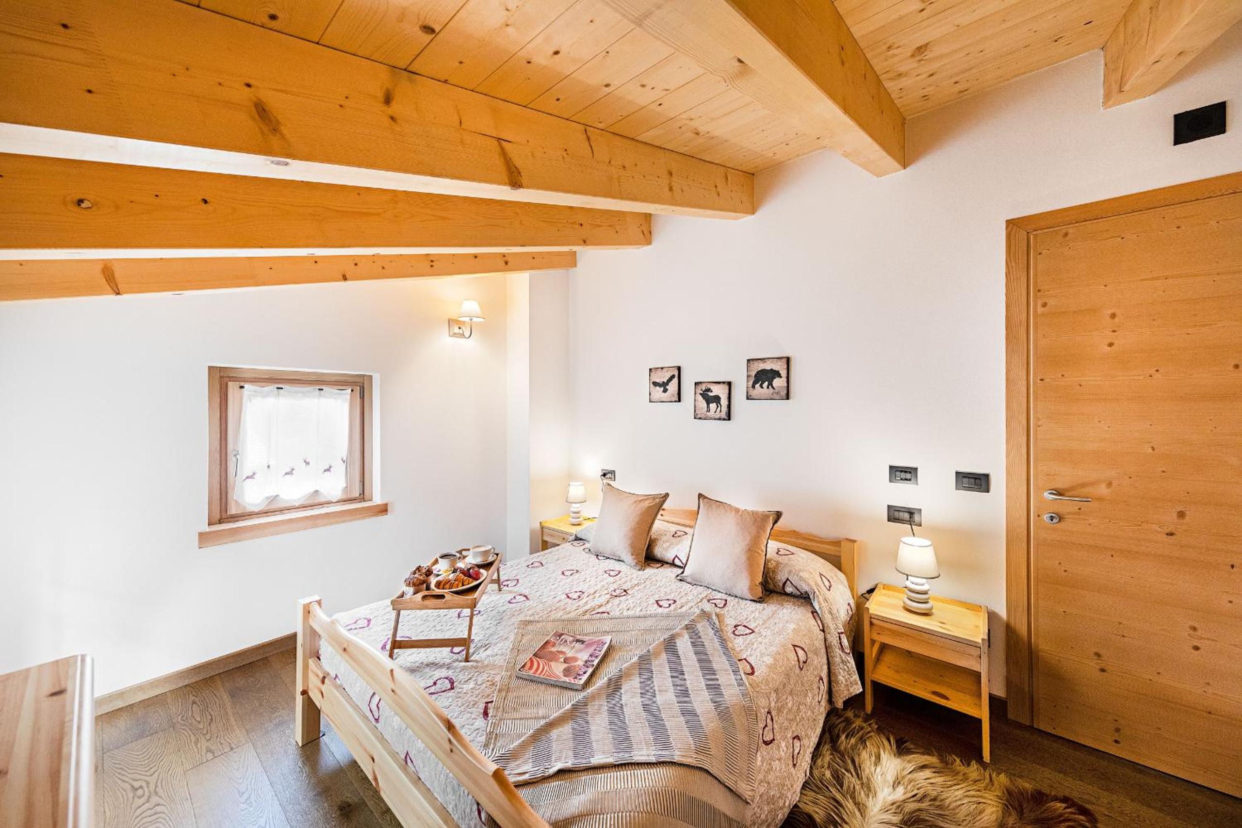 Three-Bedroom Chalet photo 2