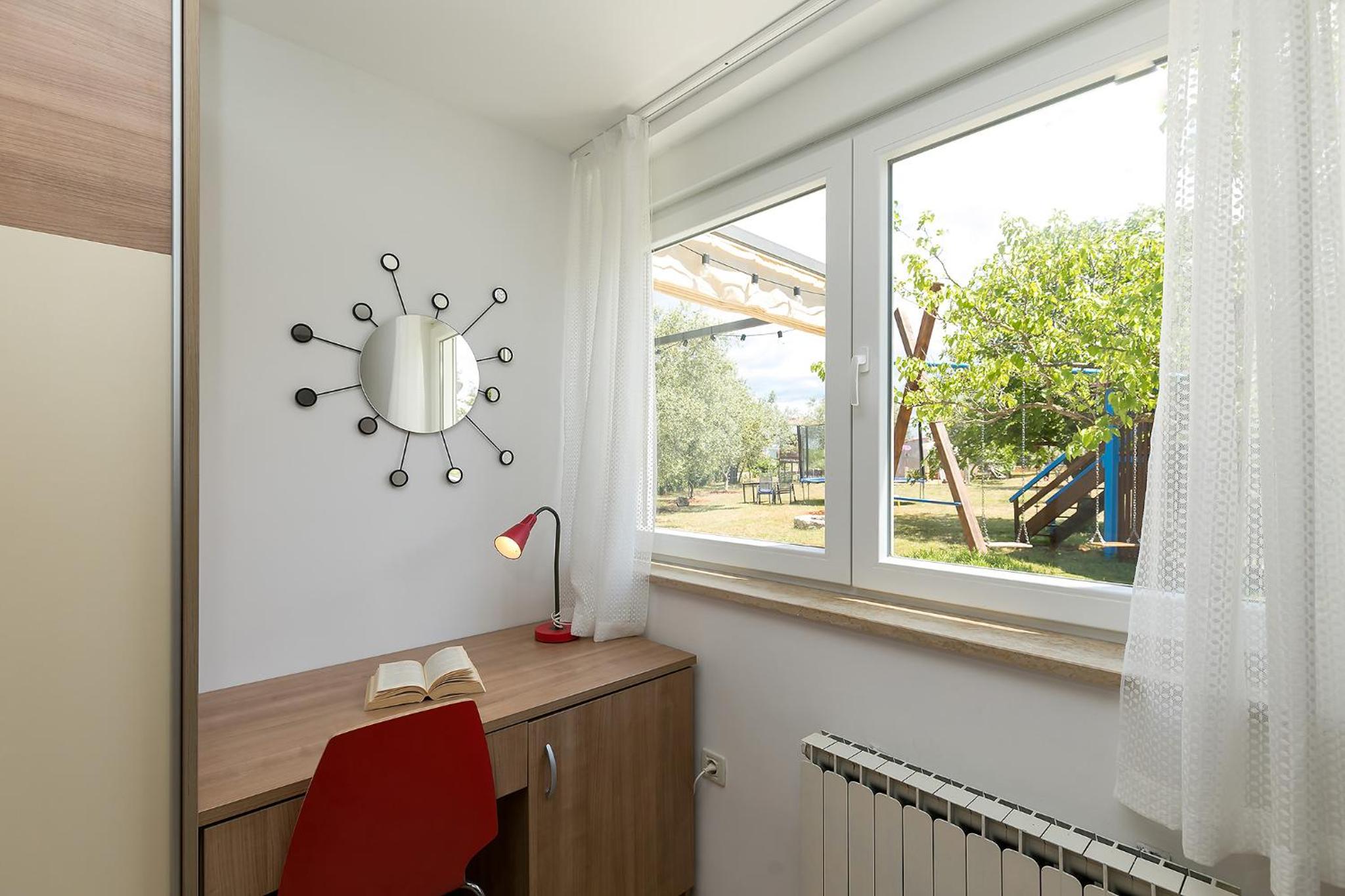 Apartment - Photo 11