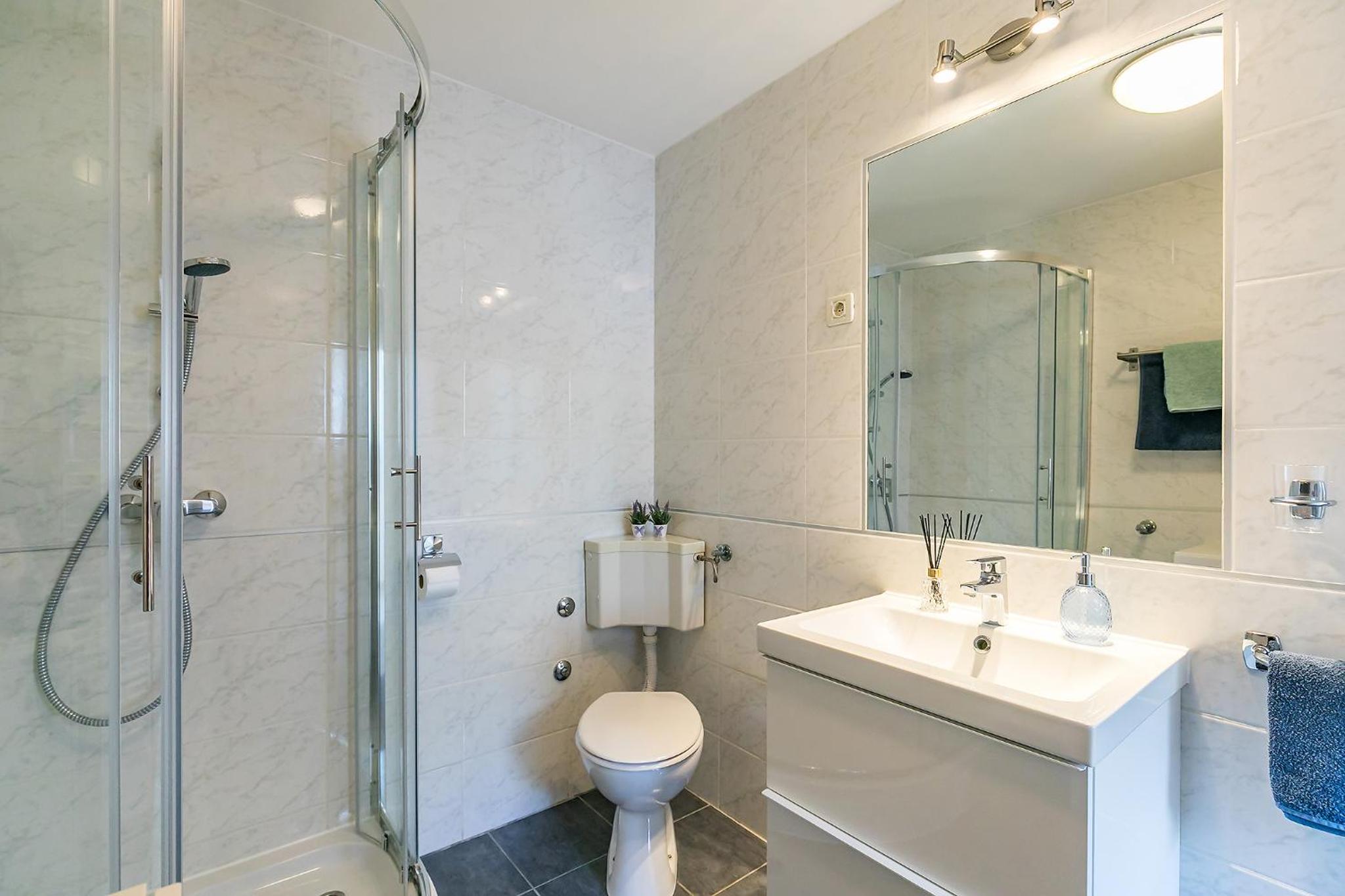 Apartment - Photo 34