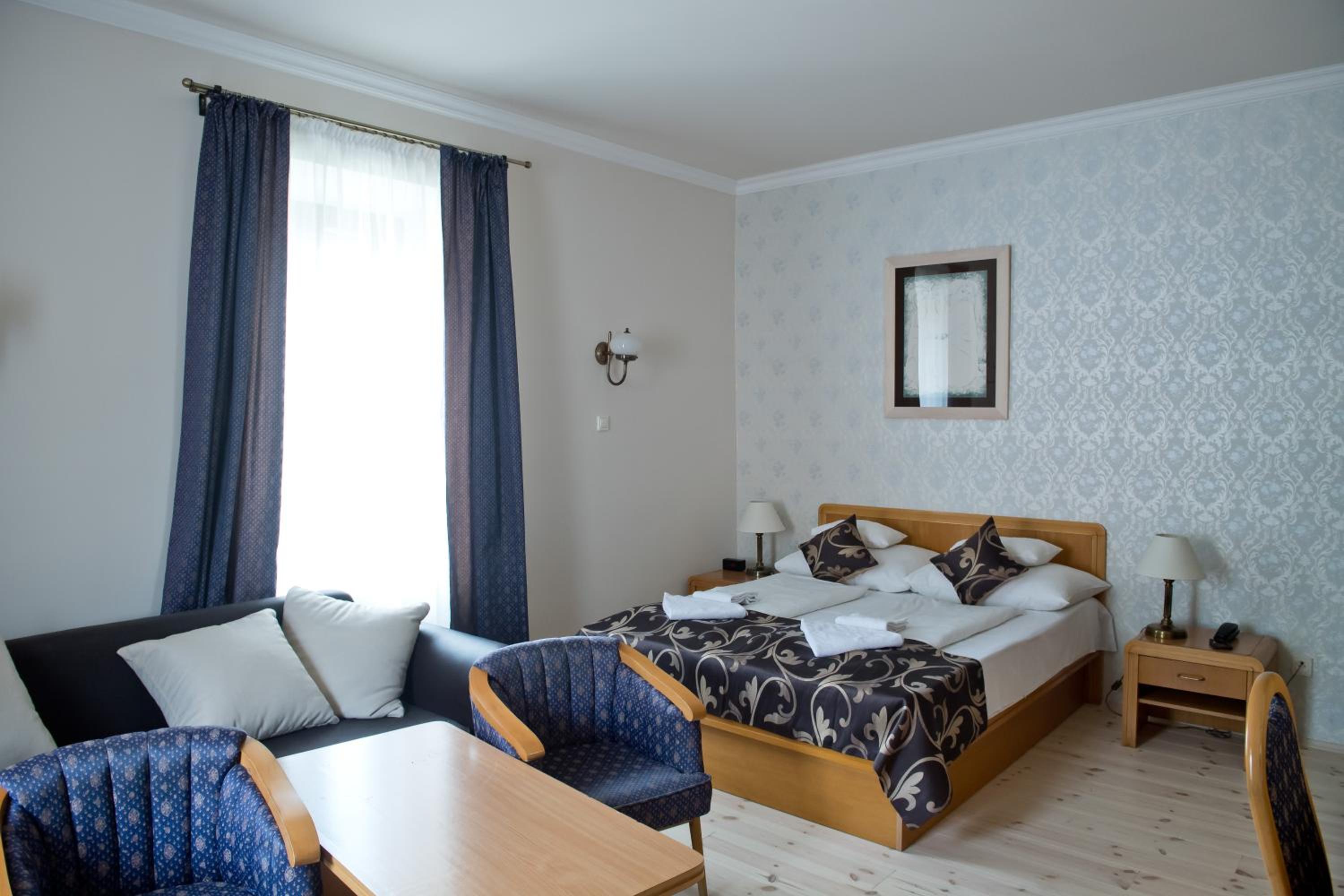 Classic Double Room - Photo 2