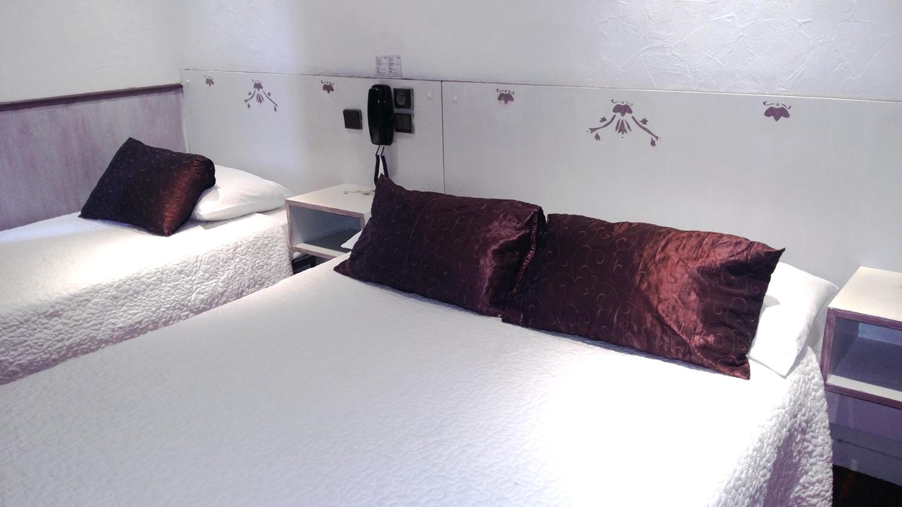 Standard Triple Room - Photo 1