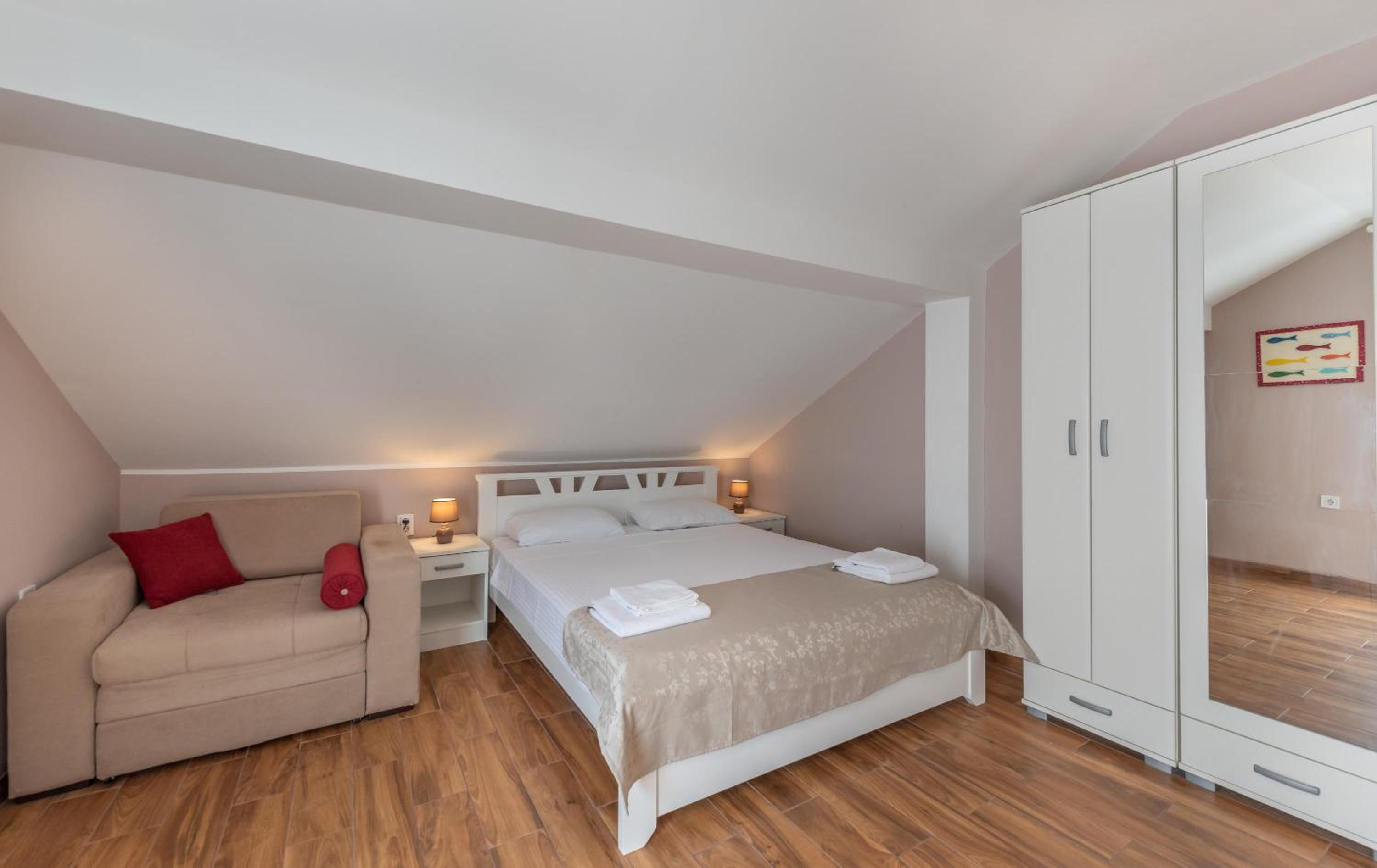 Studio Apartment - City View