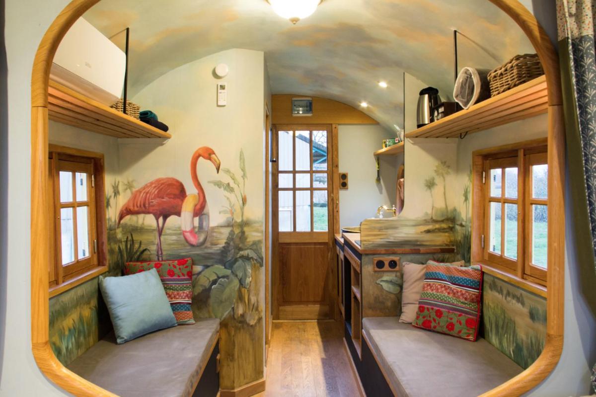 Wooden Caravan photo 3