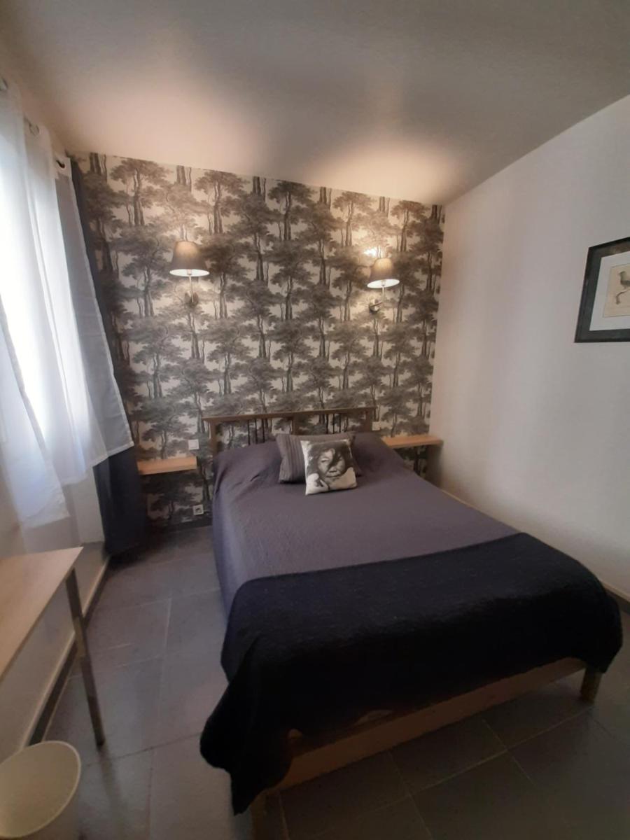 Economy Double Room - Photo 6