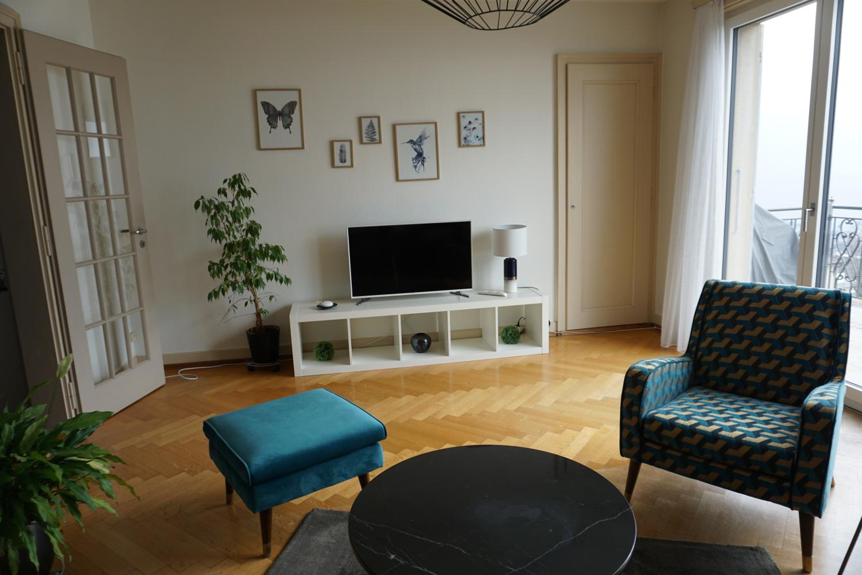Apartment with Lake View photo 1