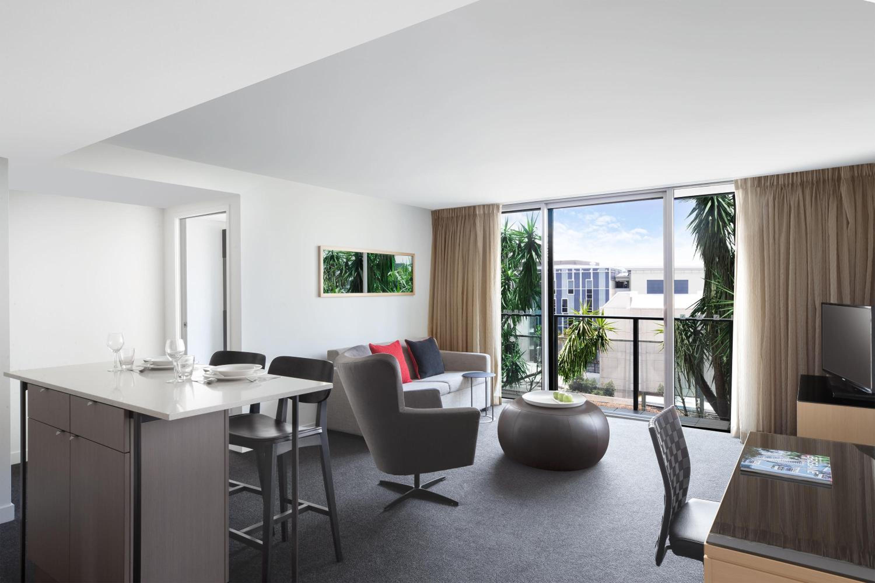 One-Bedroom Apartment - Photo 1