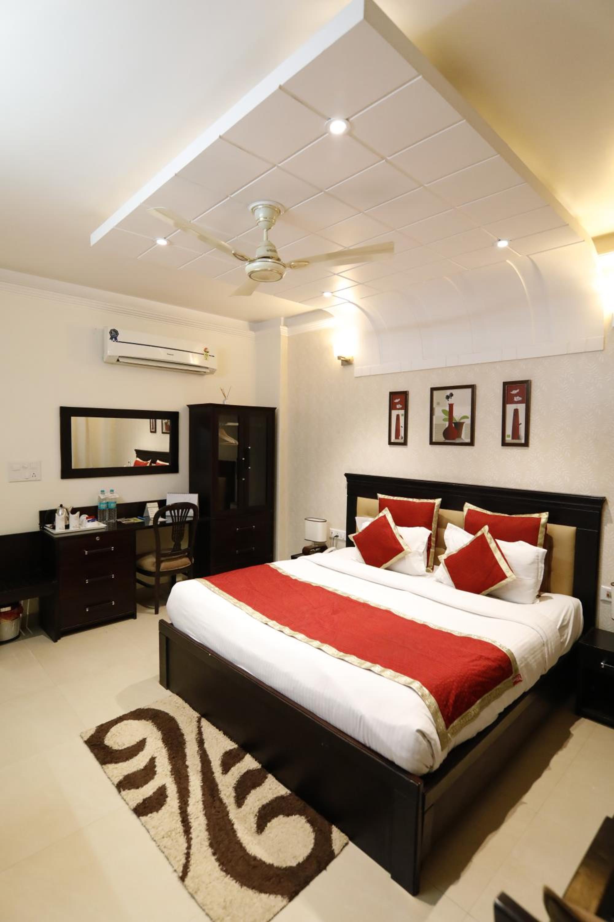 Premier Double Room - Photo 11