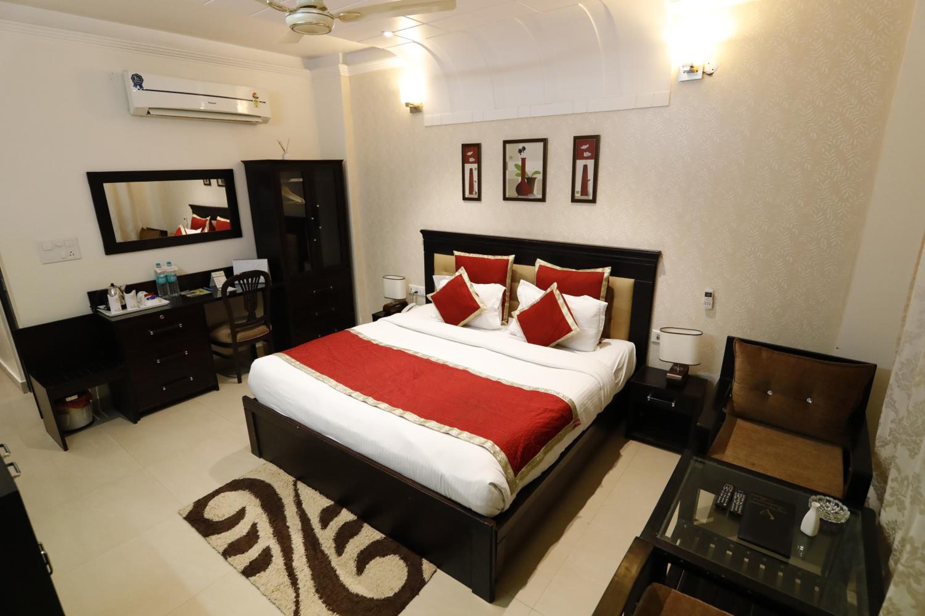 Premier Double Room - Photo 10
