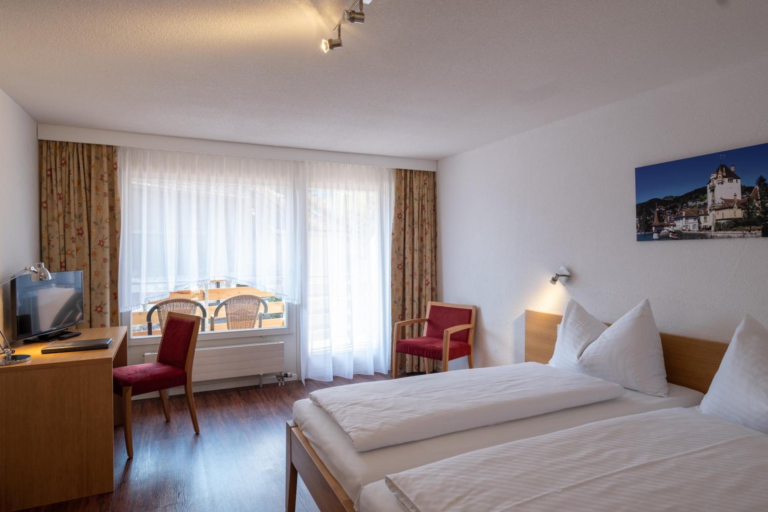 Double Room with Balcony - Photo 1