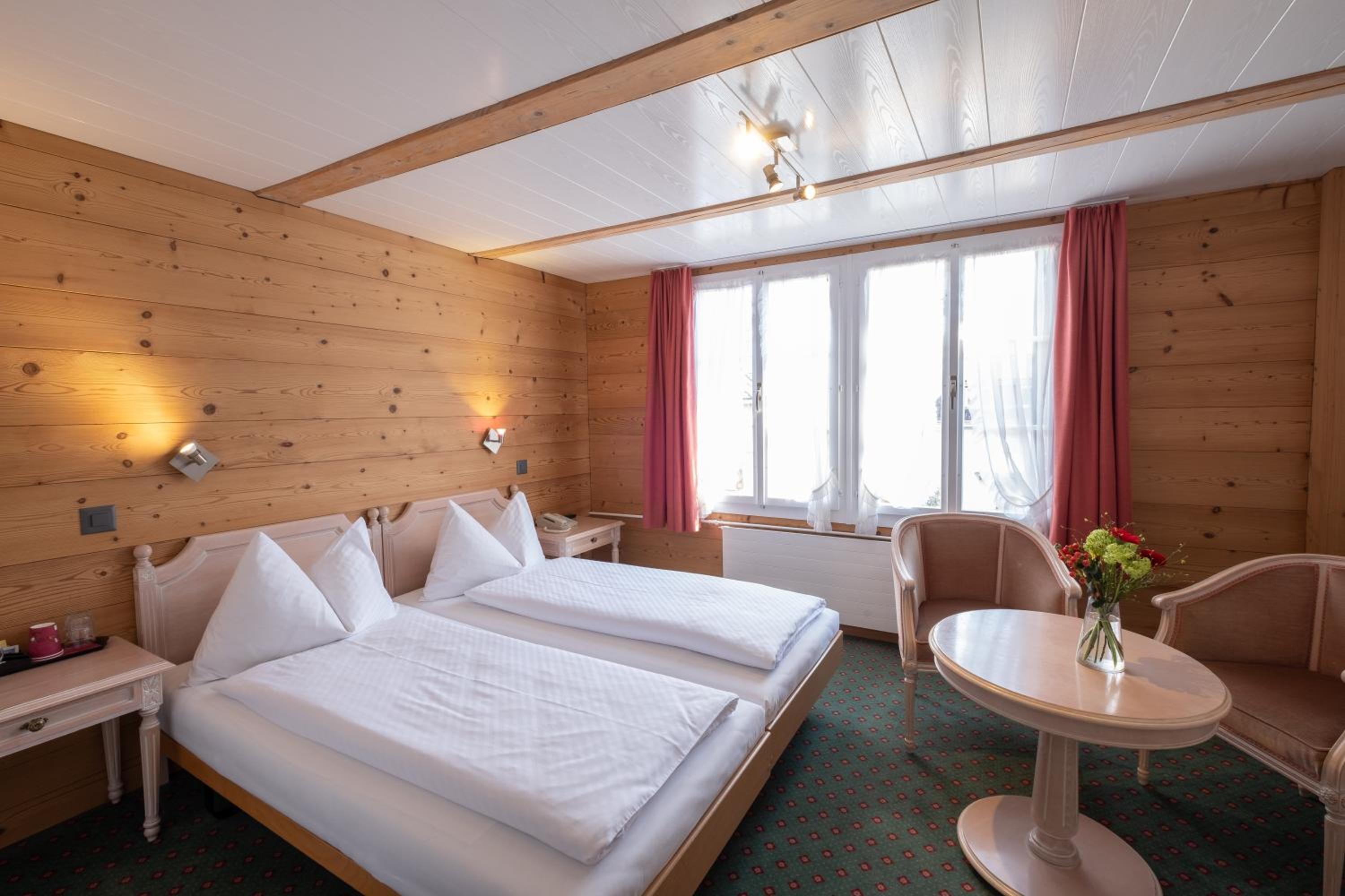 Standard Double or Twin Room - Photo 3