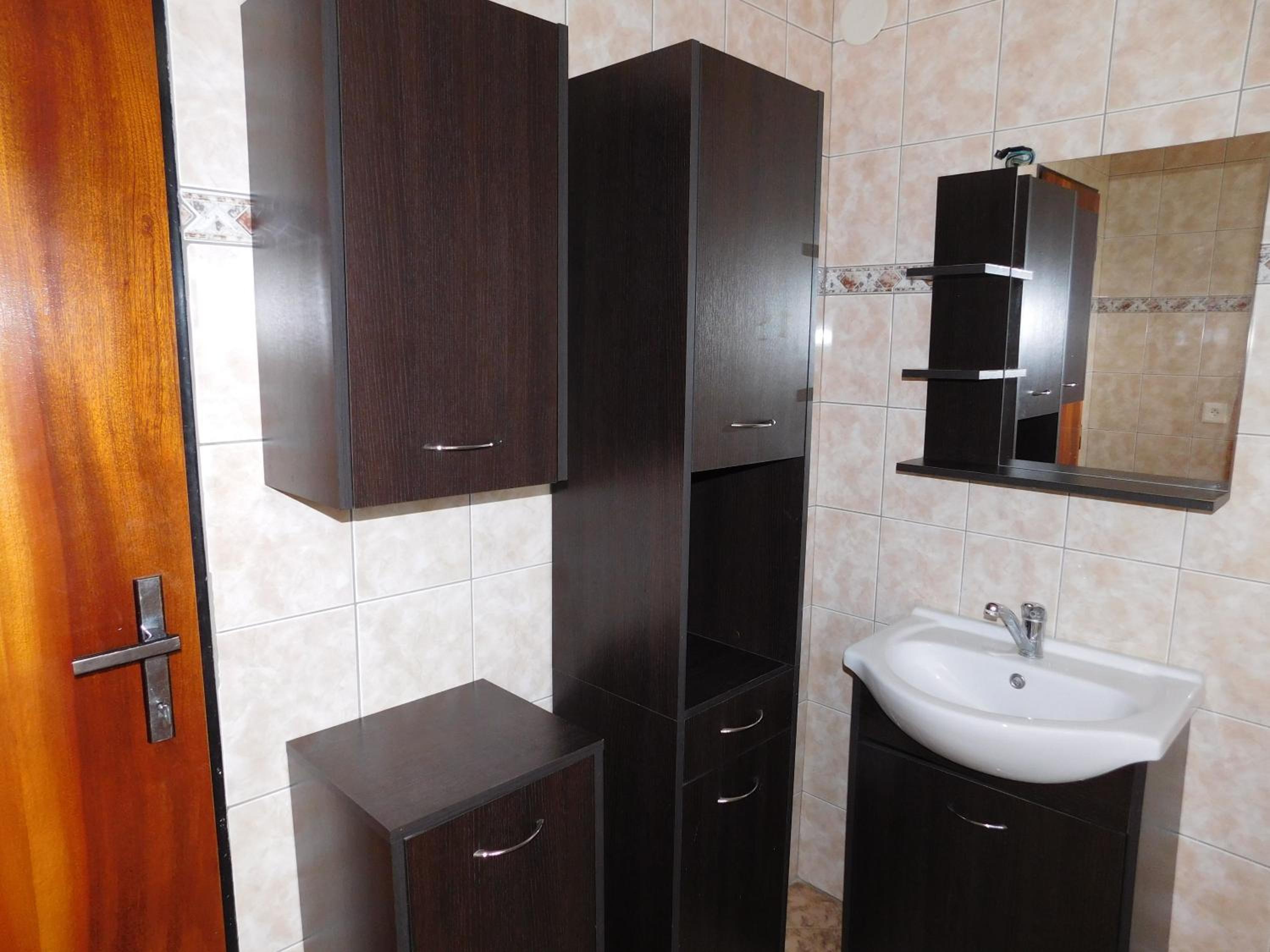 Two-Bedroom Apartment (6 Adults) photo 2