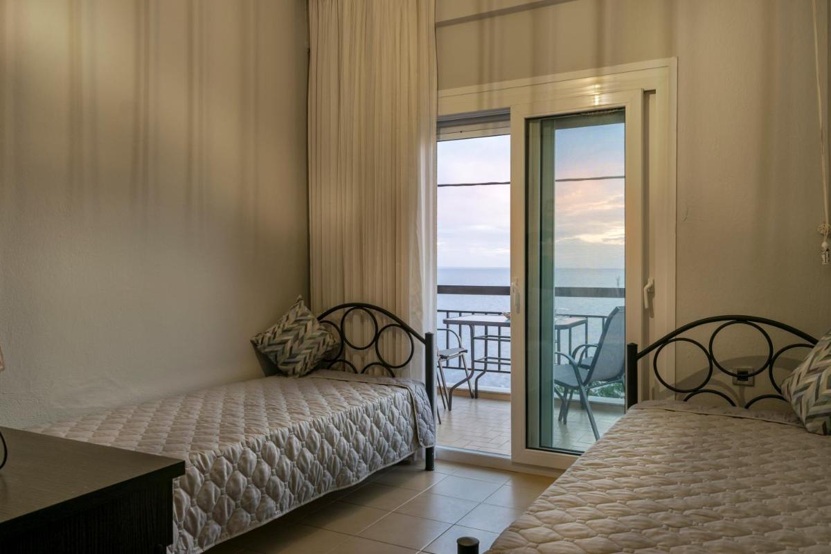 Apartment with Sea View photo 3