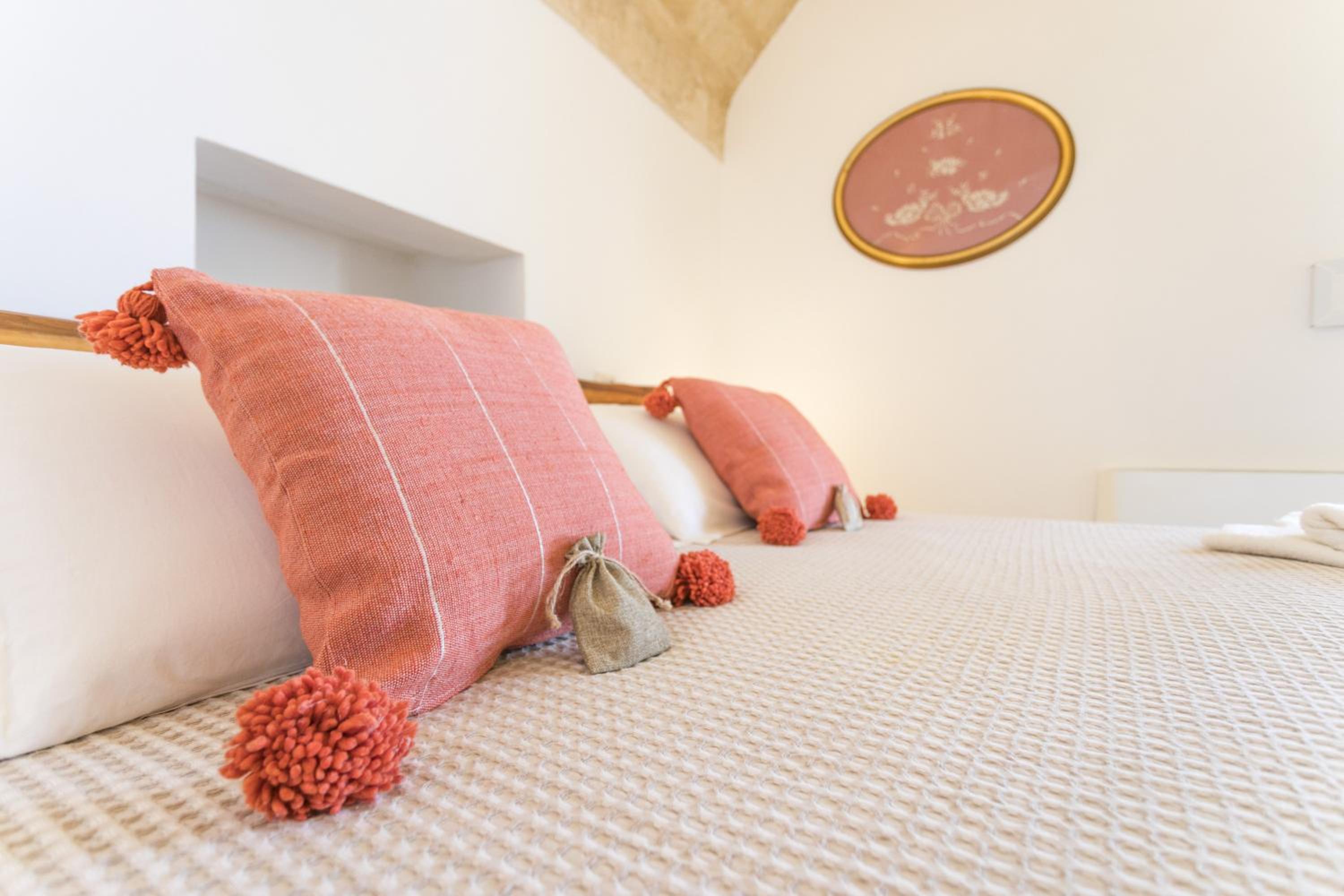 Deluxe Double Room with Sea View - Photo 4