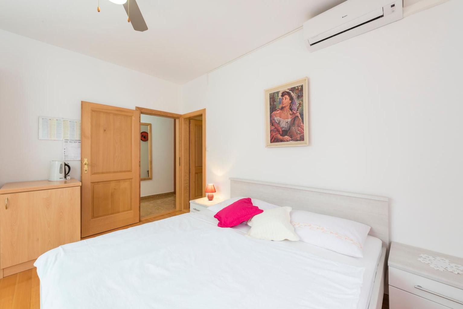 Double Room with Balcony photo 3