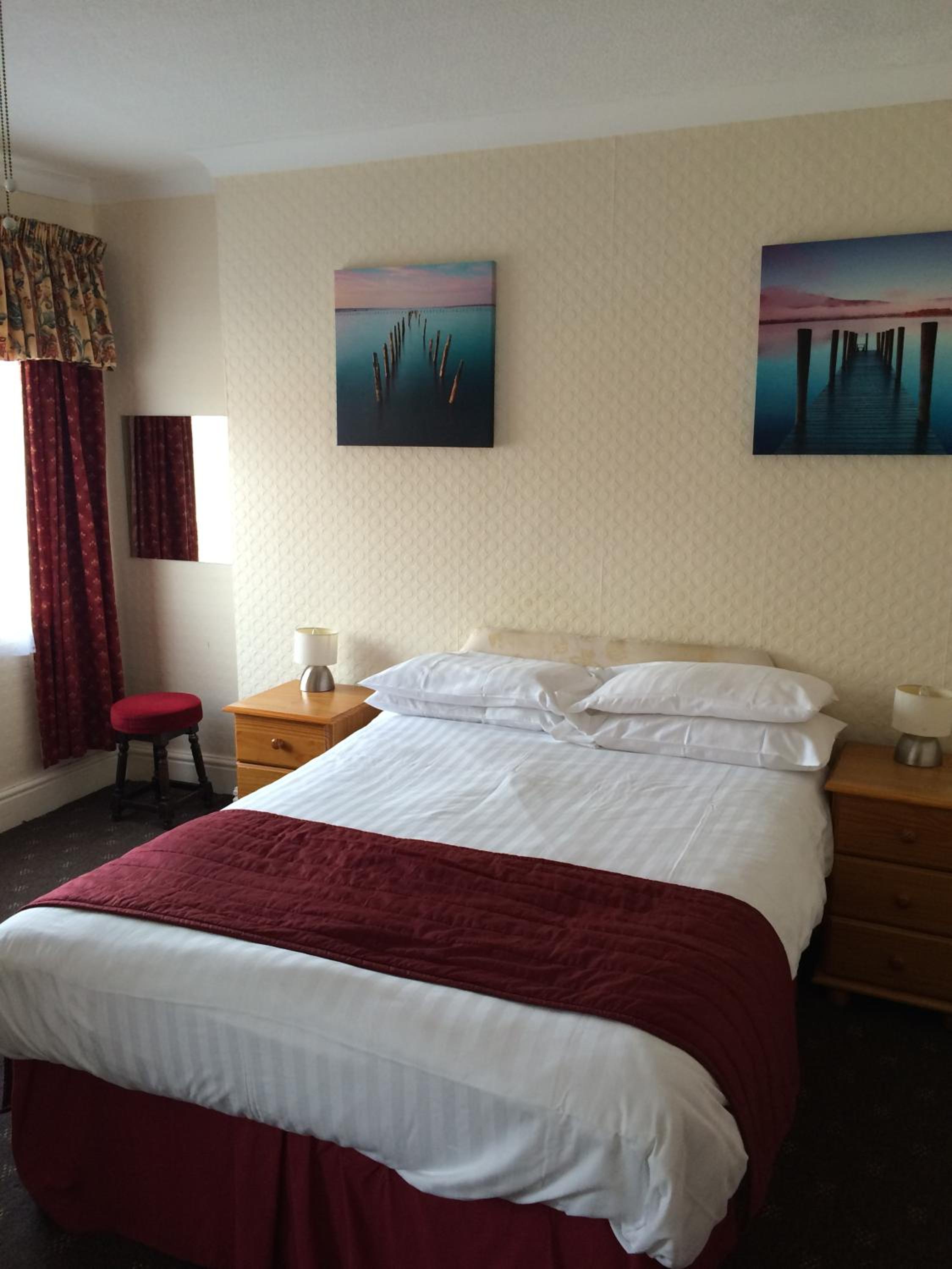 Standard Triple Room photo 2