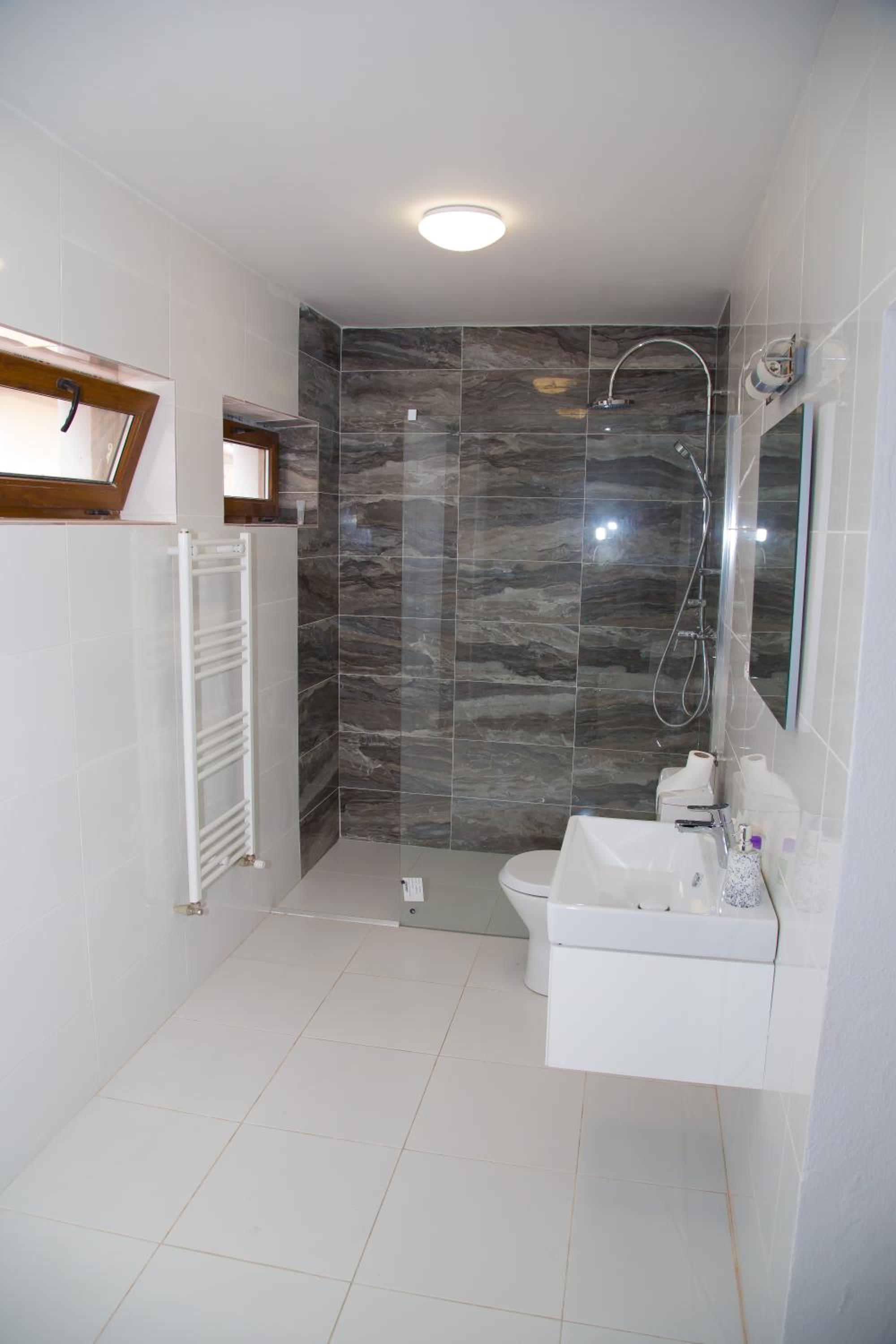 Deluxe Villa - Photo 9