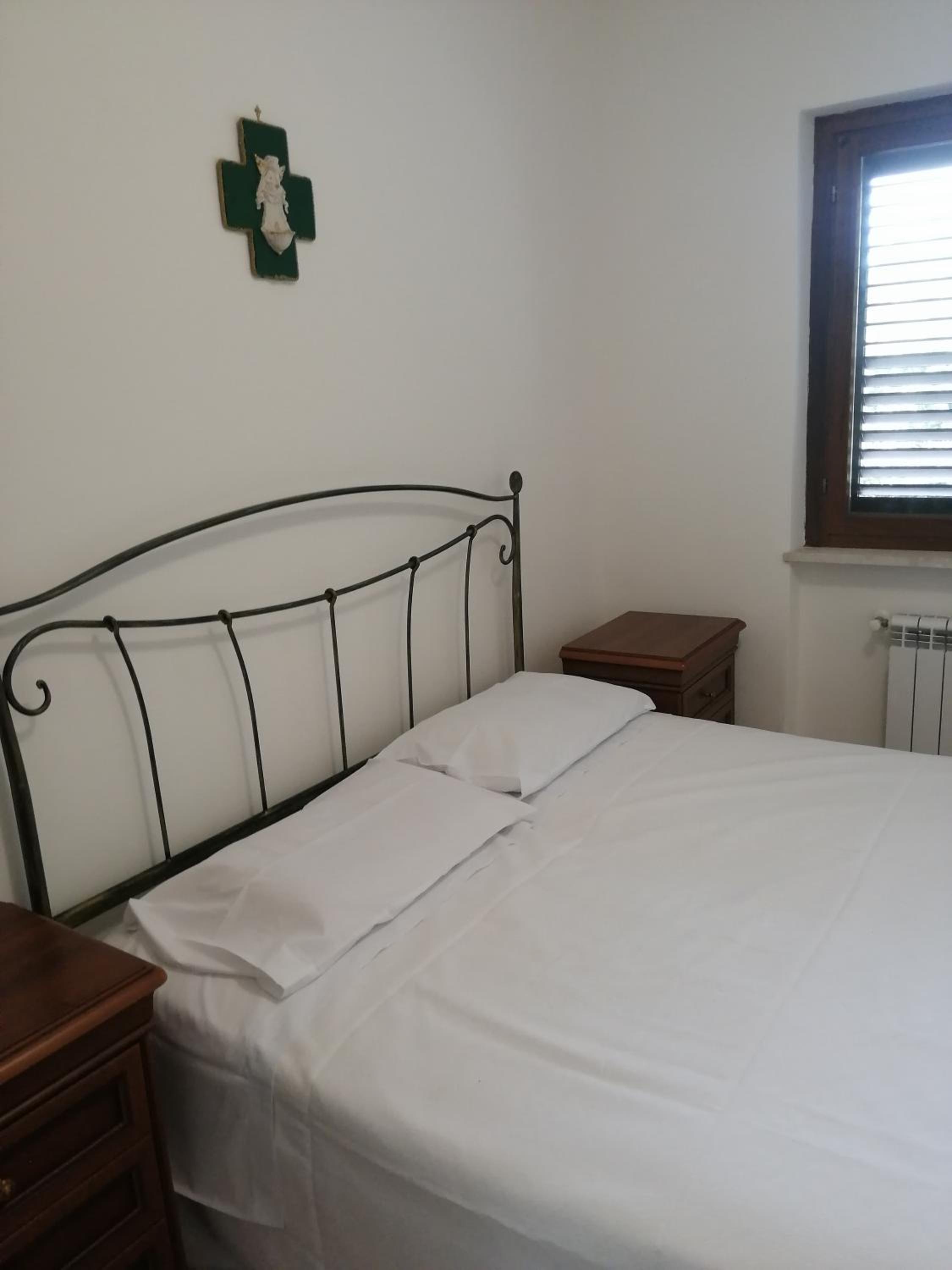 Deluxe Room - Photo 5