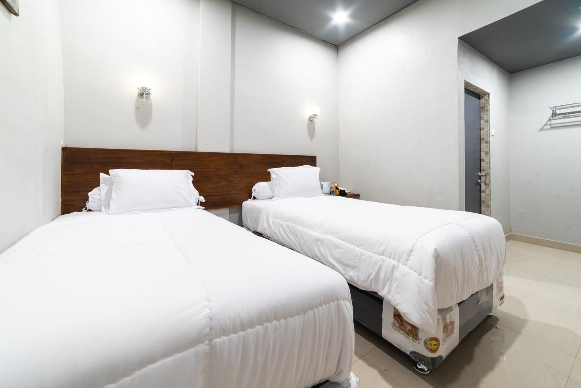 Deluxe Twin Room - Photo 5