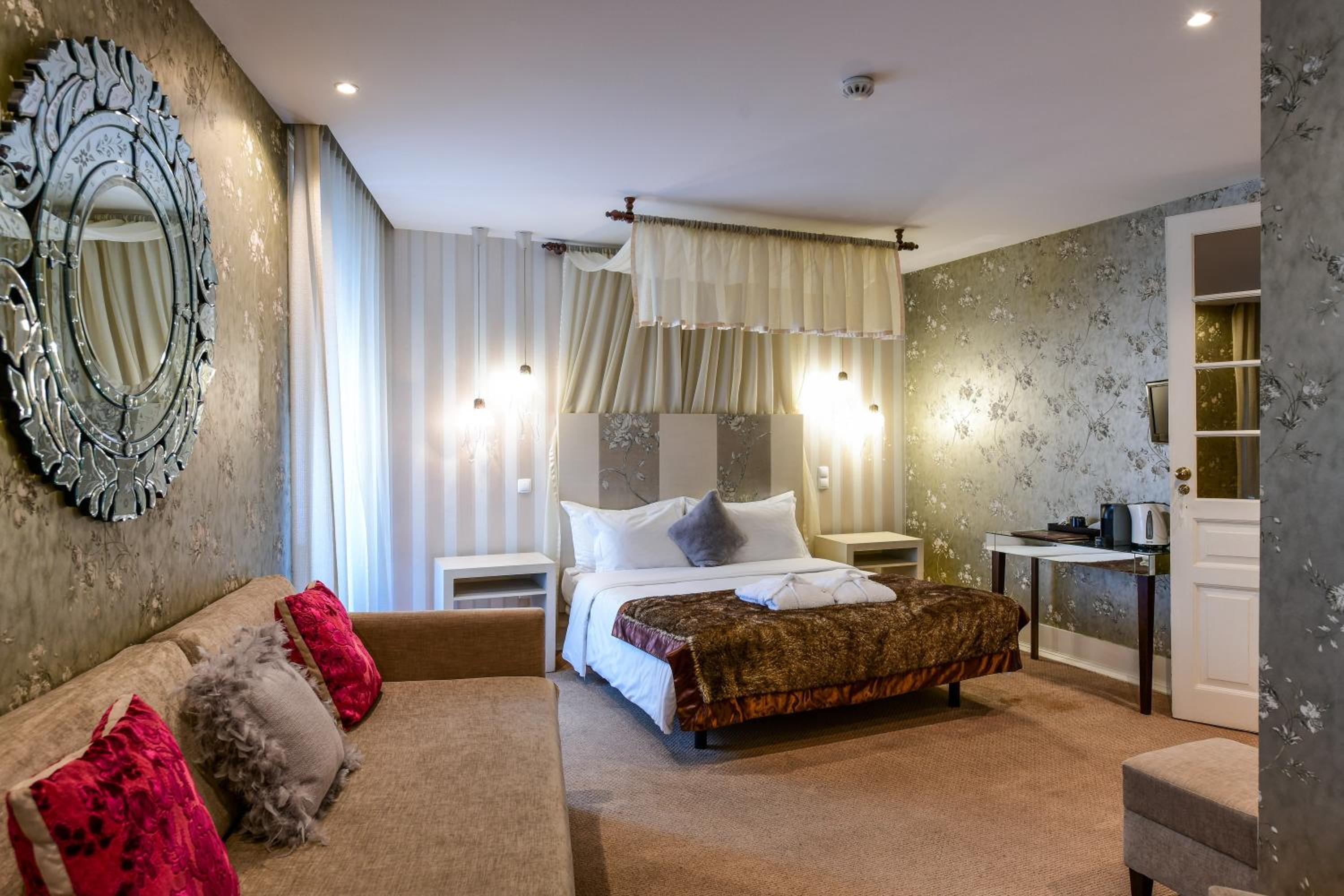 Superior Double or Twin Room photo 1