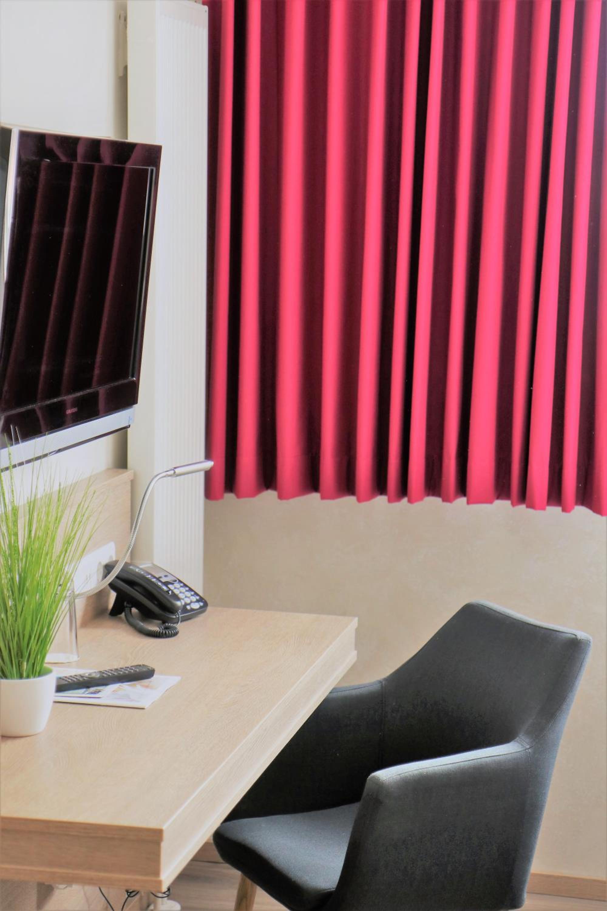 Double Room - Photo 2