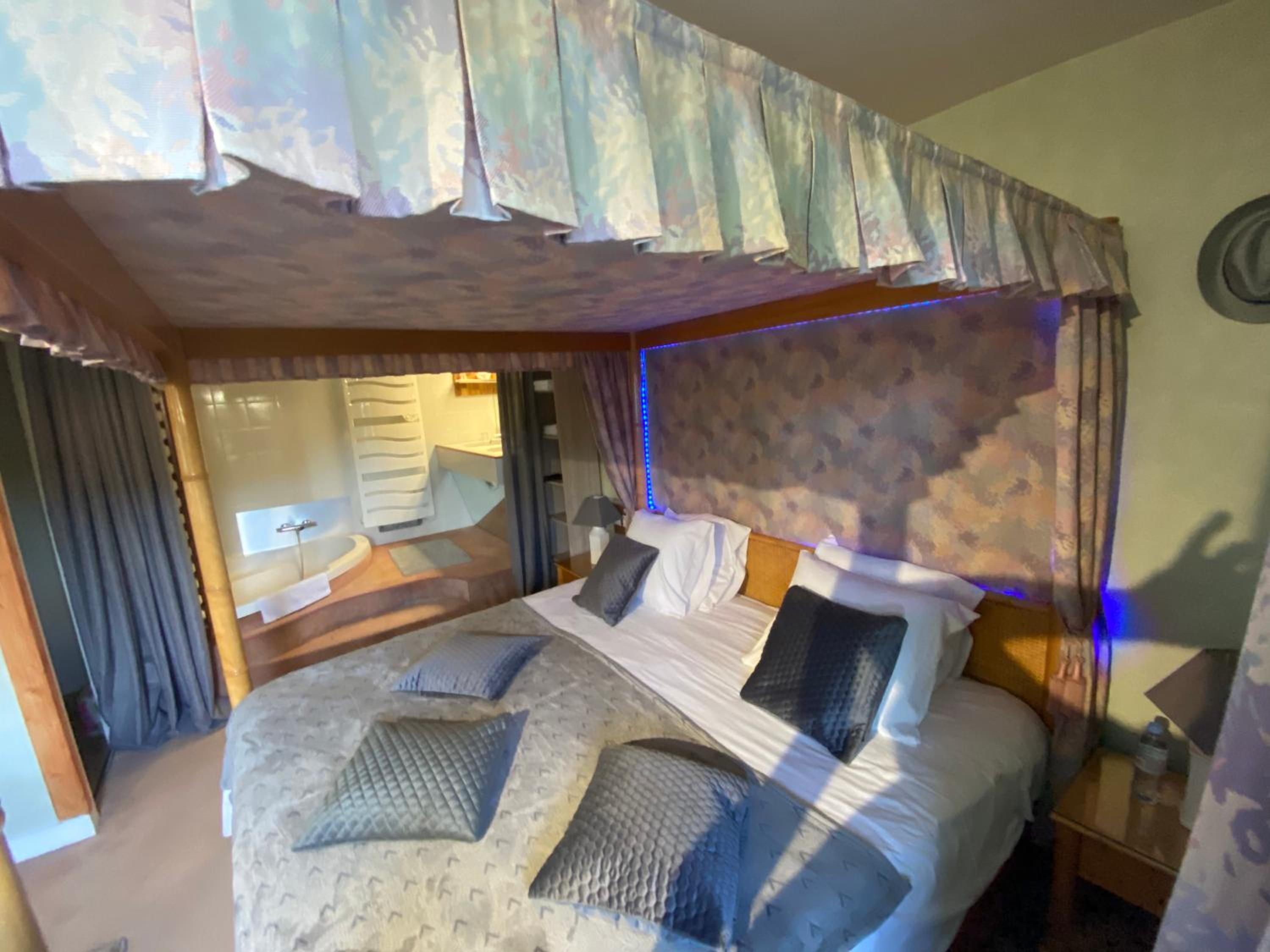 King Suite photo 2