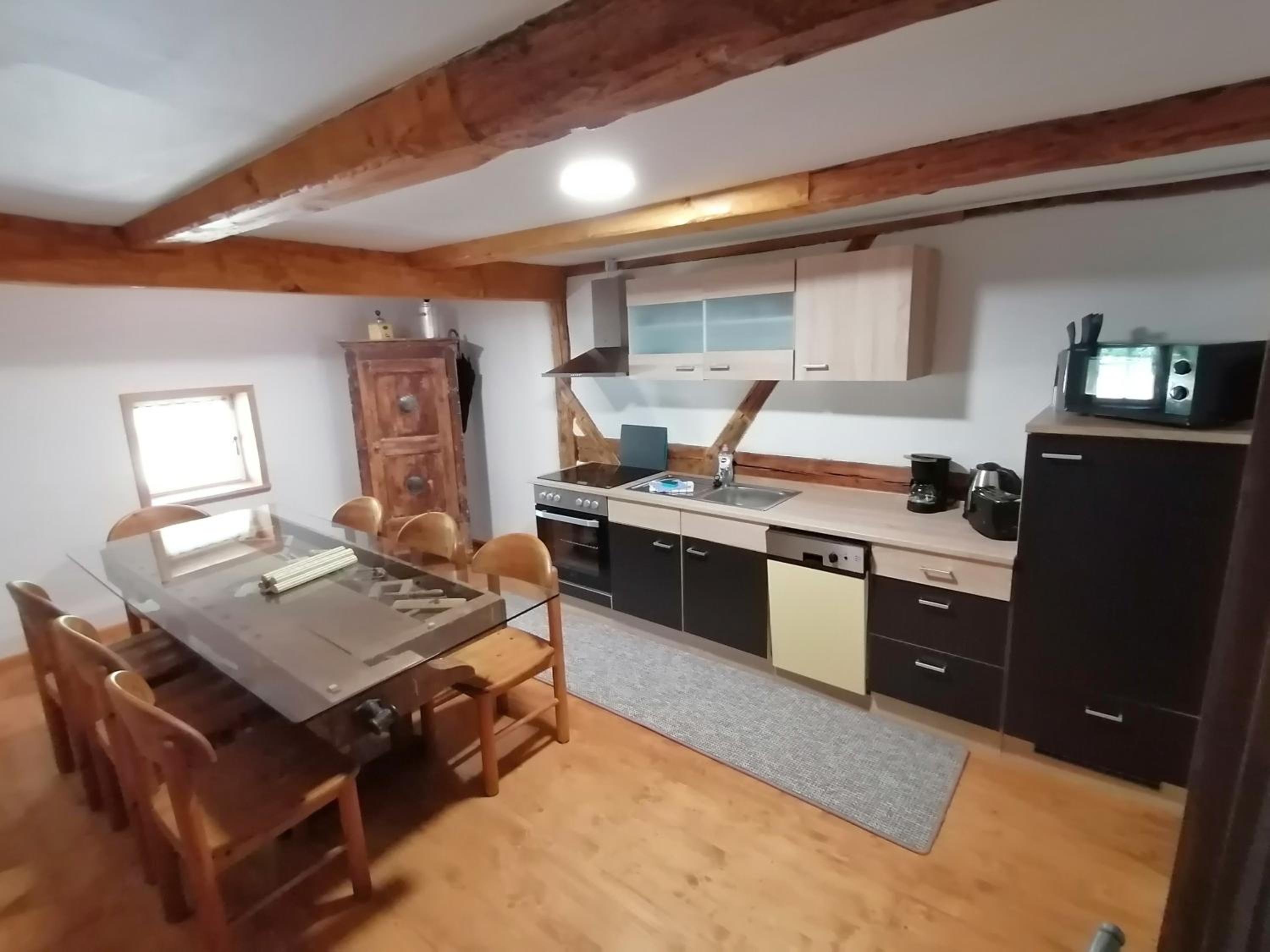 Standard Single Room with Shared Bathroom photo 2